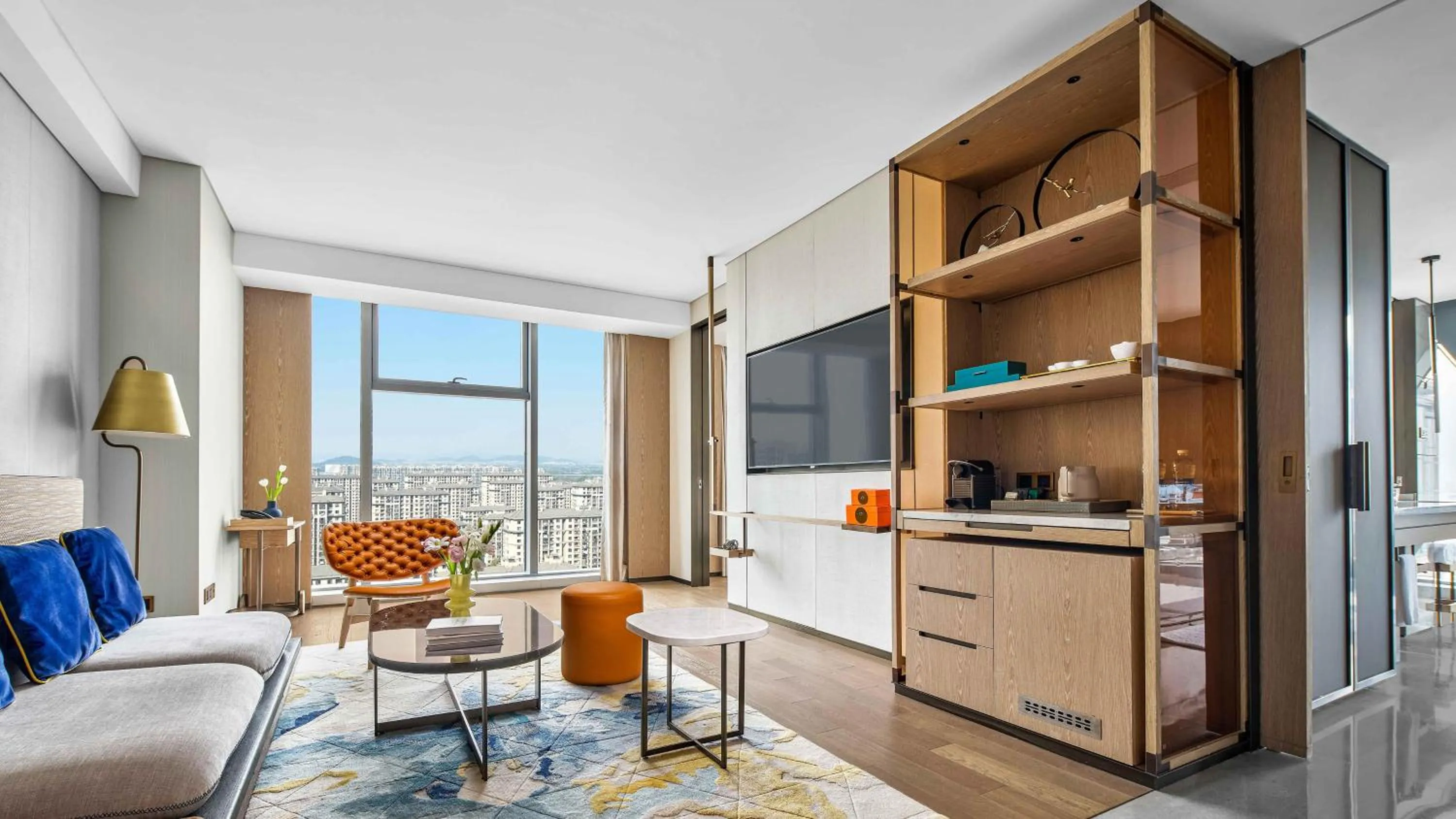 Photo of the whole room in Vignette Collection Hangzhou Huaxia Center Hotel by IHG