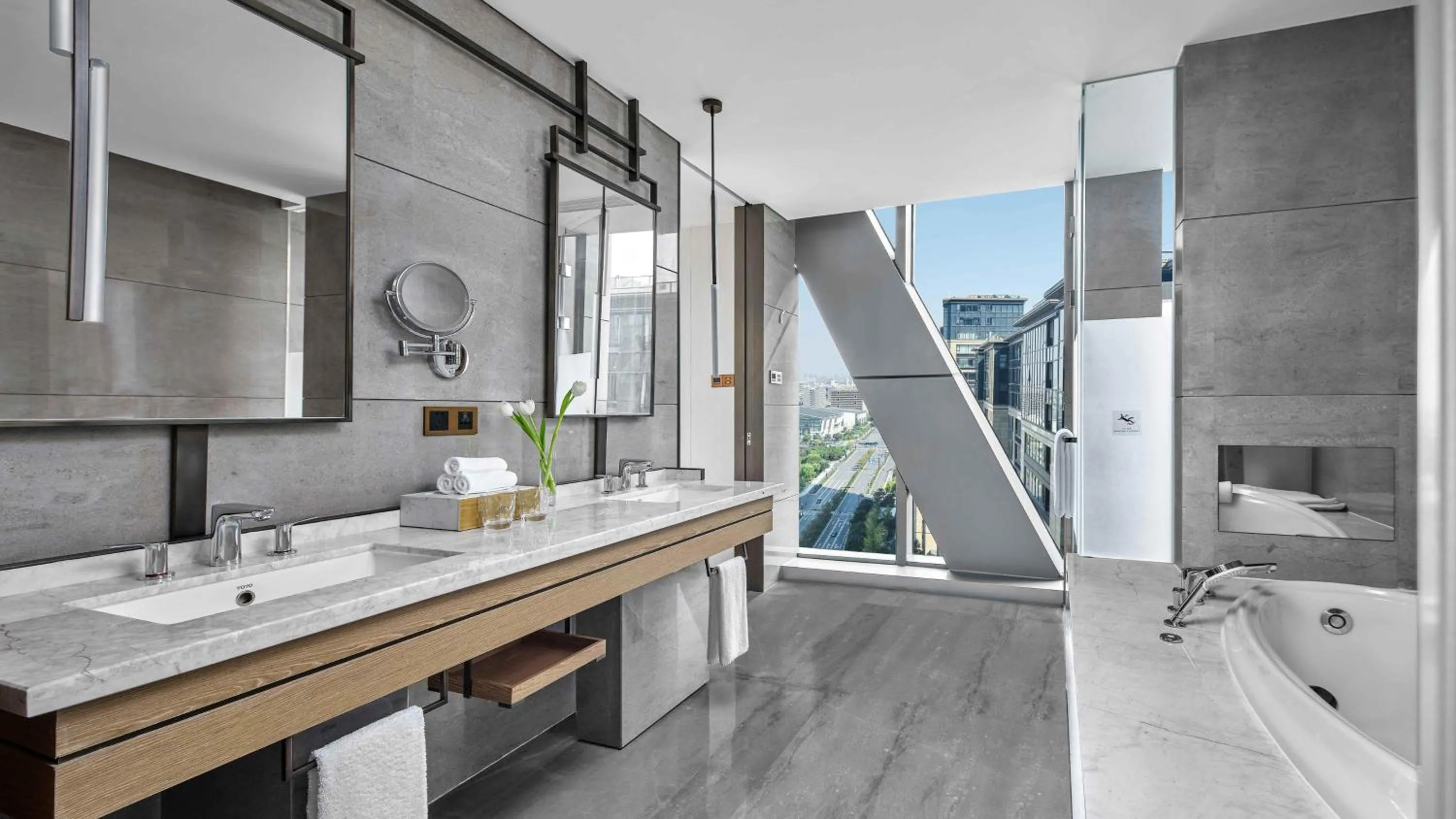 Photo of the whole room in Vignette Collection Hangzhou Huaxia Center Hotel by IHG