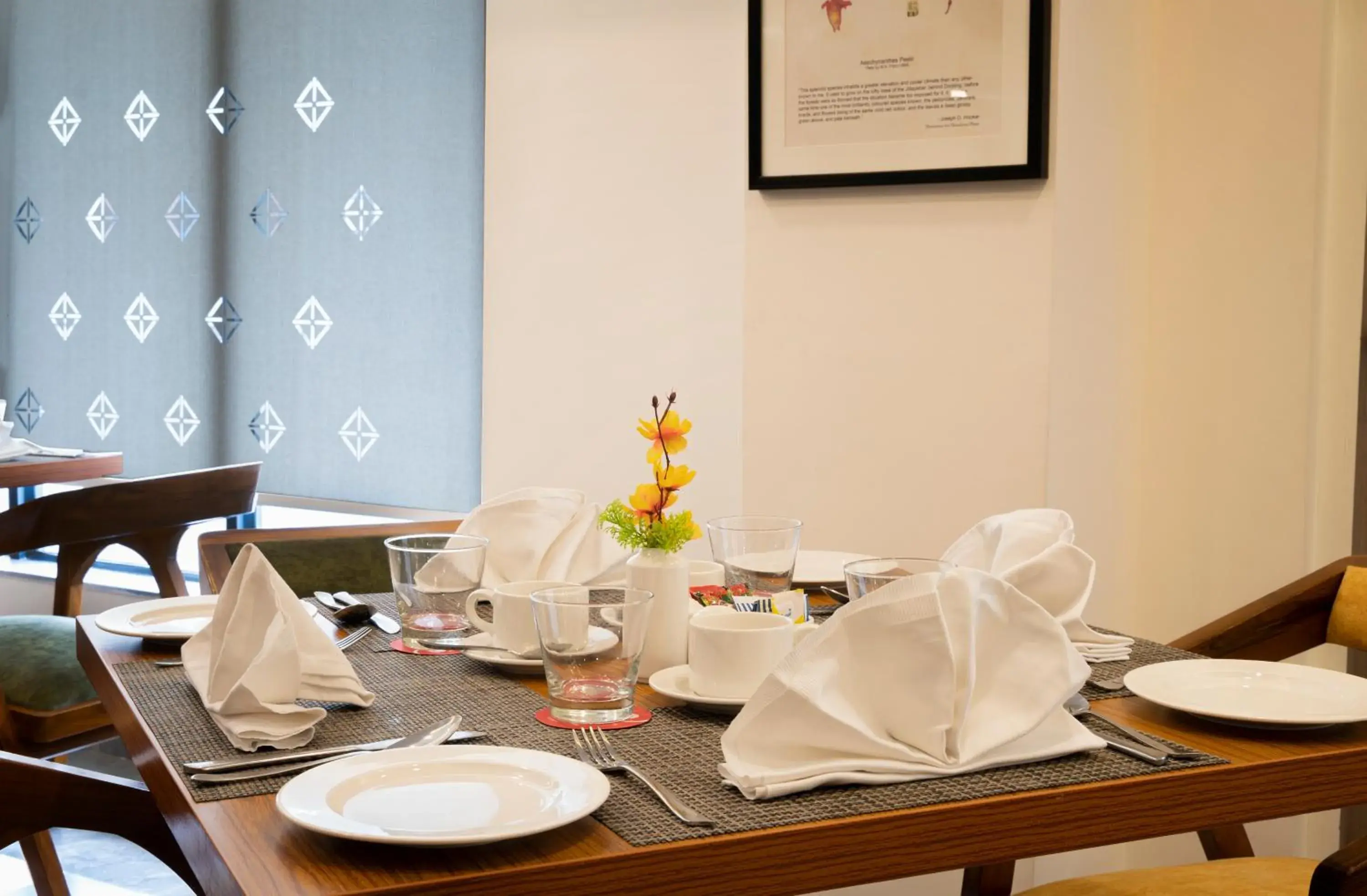 Restaurant/places to eat in Spree Hotel Kriday at Rajpur Road, Dehradun Restaurant/places to eat in Spree Hotel Kriday at Rajpur Road, Dehradun
