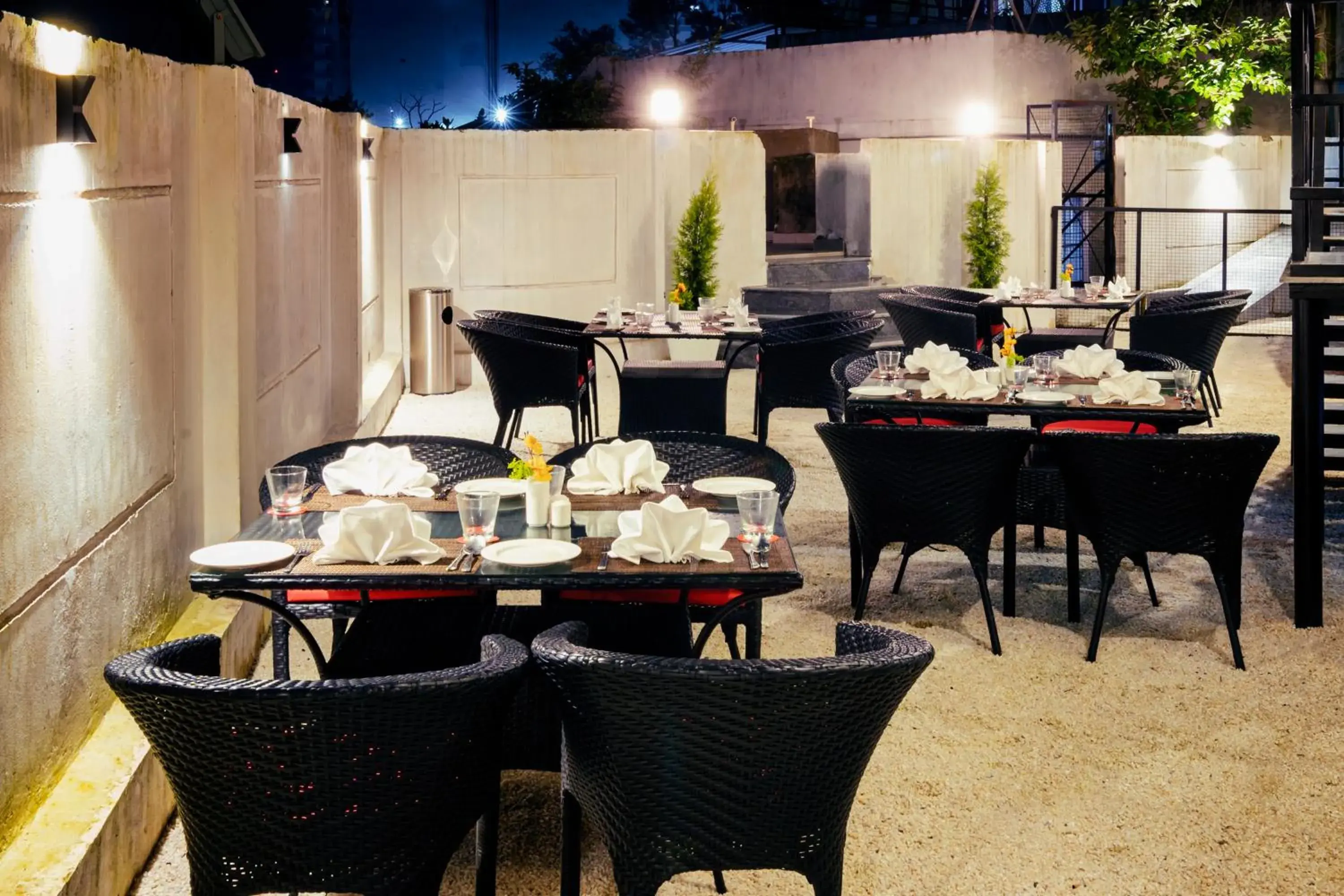 Restaurant/places to eat in Spree Hotel Kriday at Rajpur Road, Dehradun Restaurant/places to eat in Spree Hotel Kriday at Rajpur Road, Dehradun