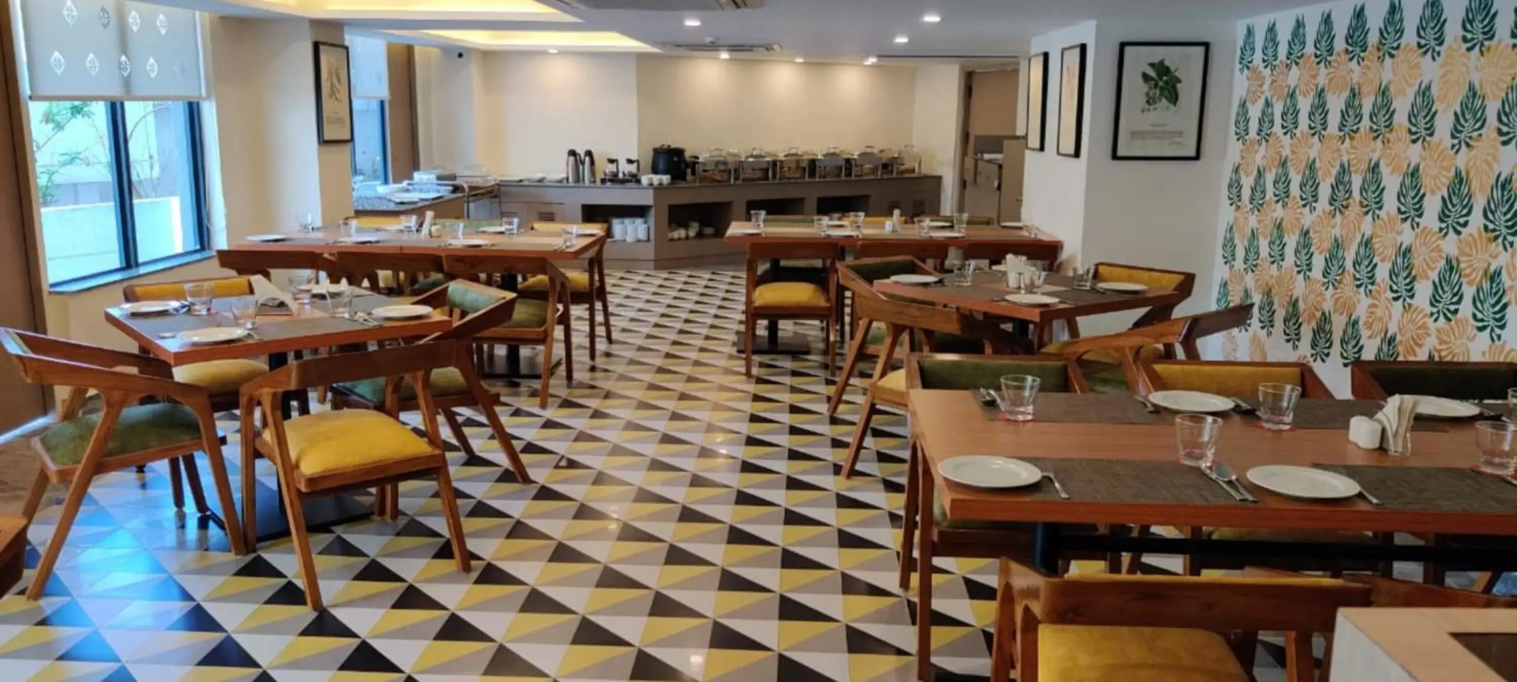 Restaurant/places to eat in Spree Hotel Kriday at Rajpur Road, Dehradun Restaurant/places to eat in Spree Hotel Kriday at Rajpur Road, Dehradun