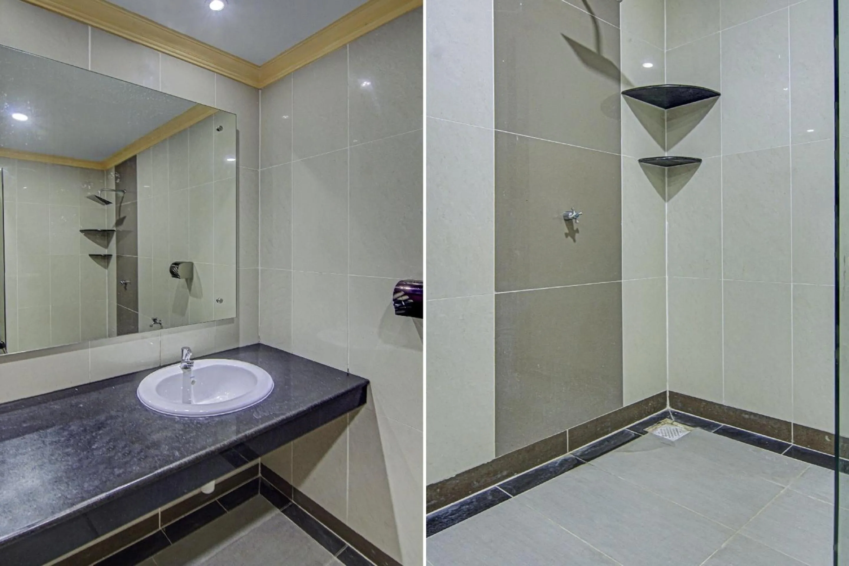 Bathroom in Hotel O Sunshine Guest House