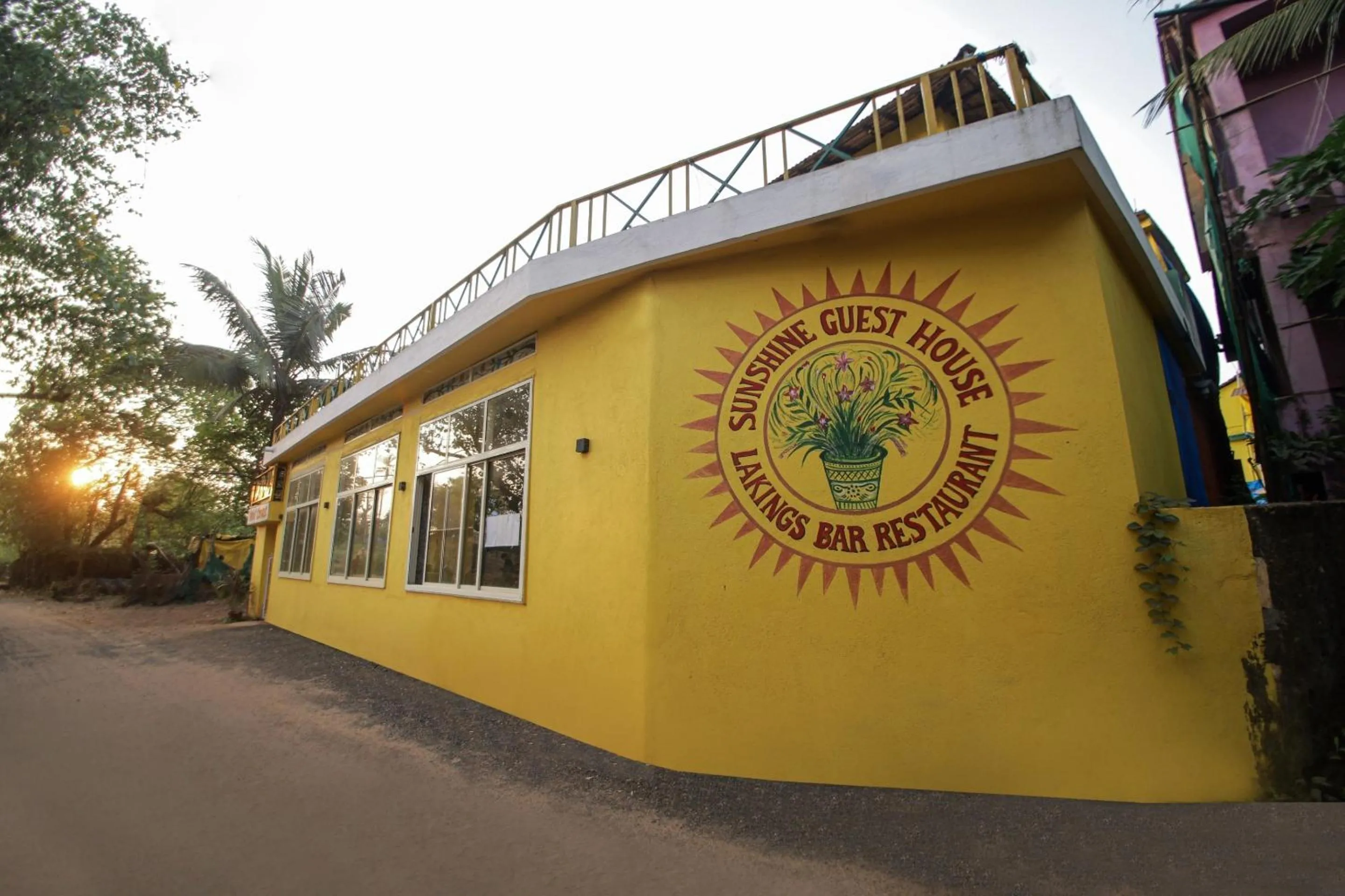 Facade/entrance in Hotel O Sunshine Guest House