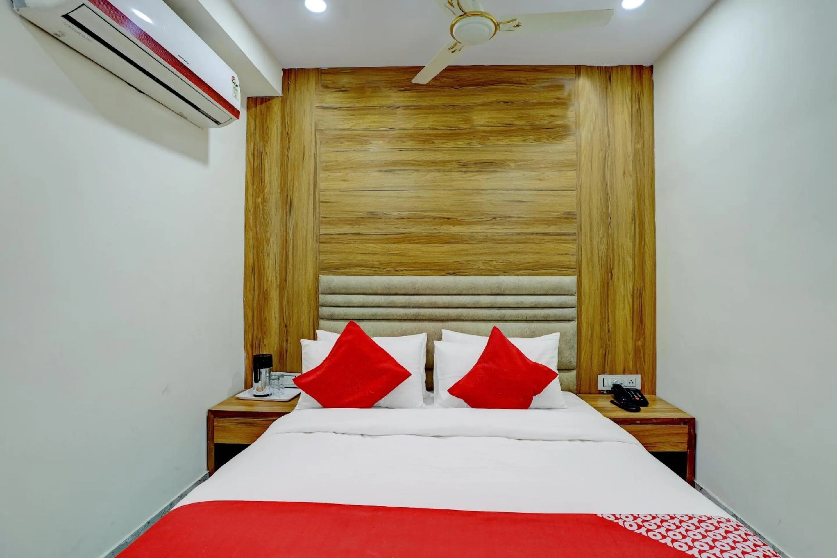 Bedroom in Hotel O Sai Villa