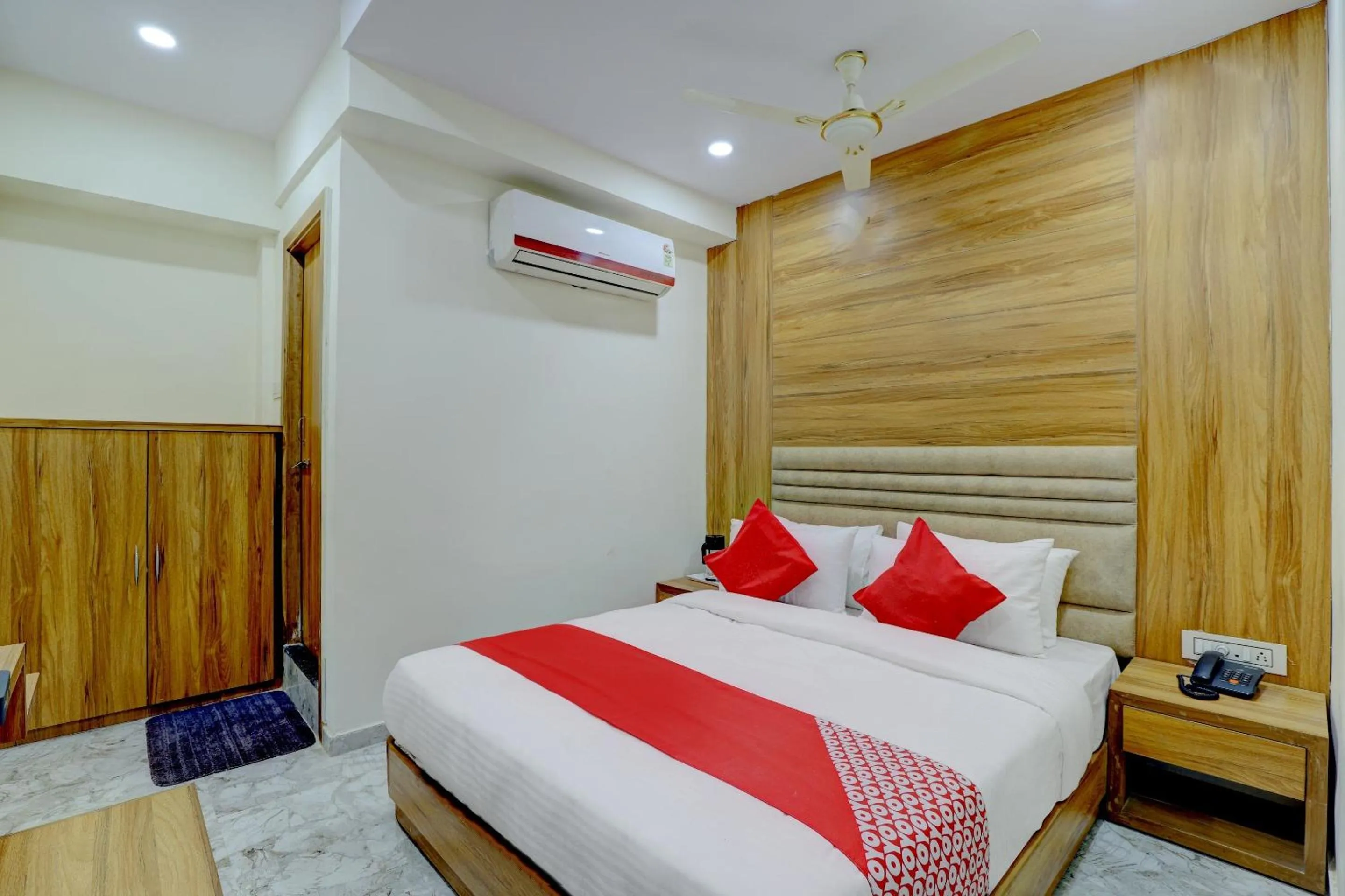 Bedroom in Hotel O Sai Villa