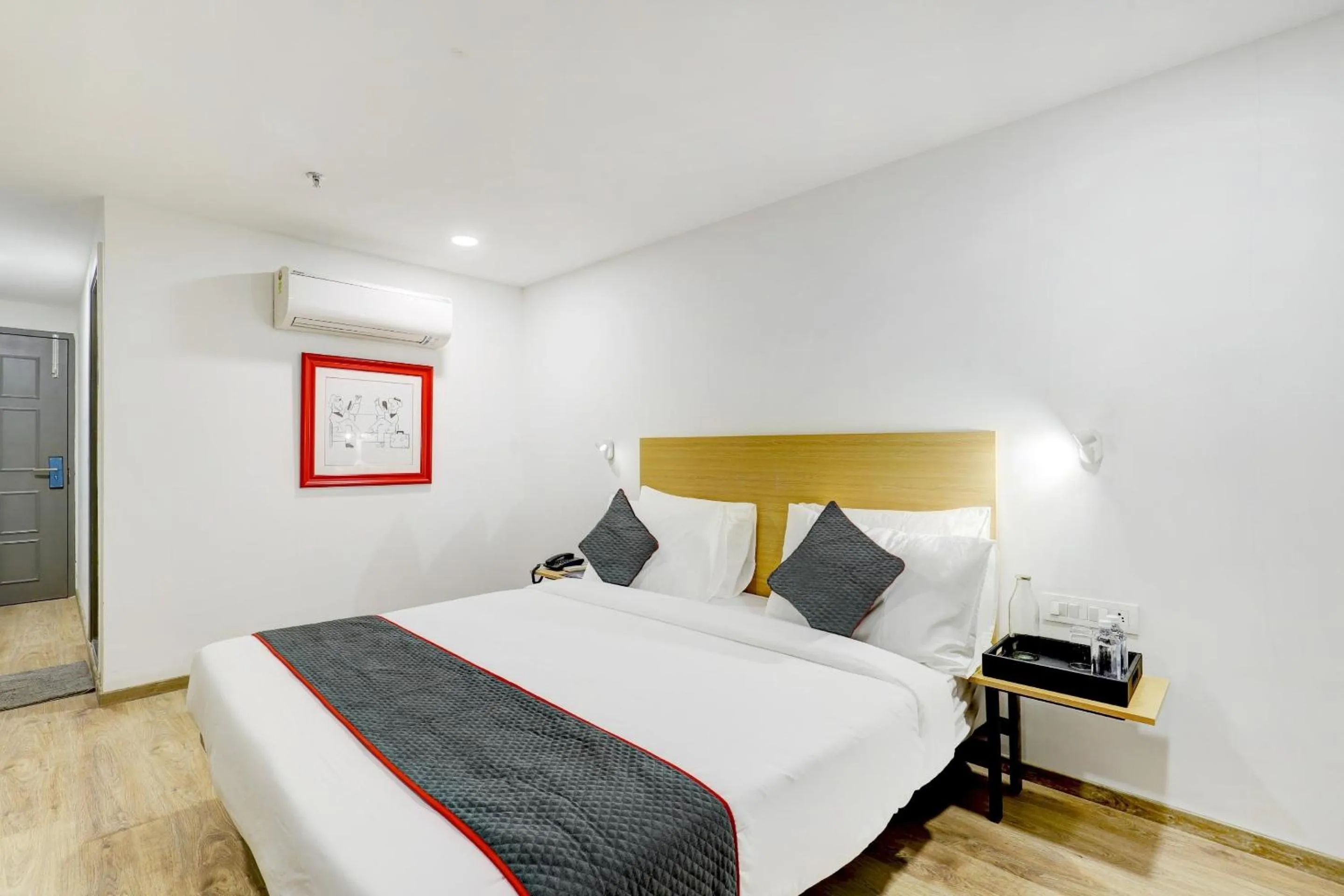 Bedroom, Bed in Super Townhouse Rajyash Rise