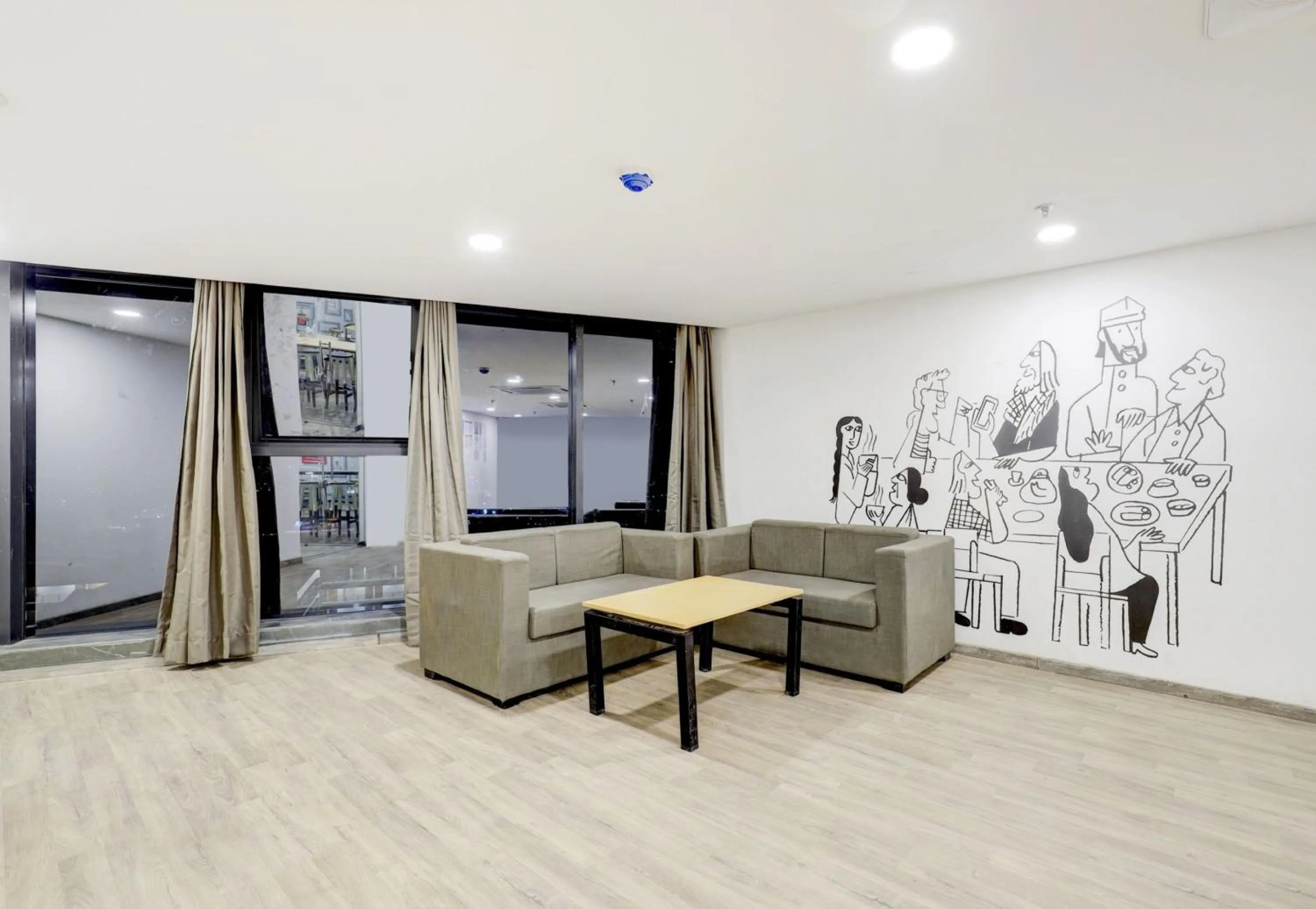 Lobby or reception in Super Townhouse Rajyash Rise