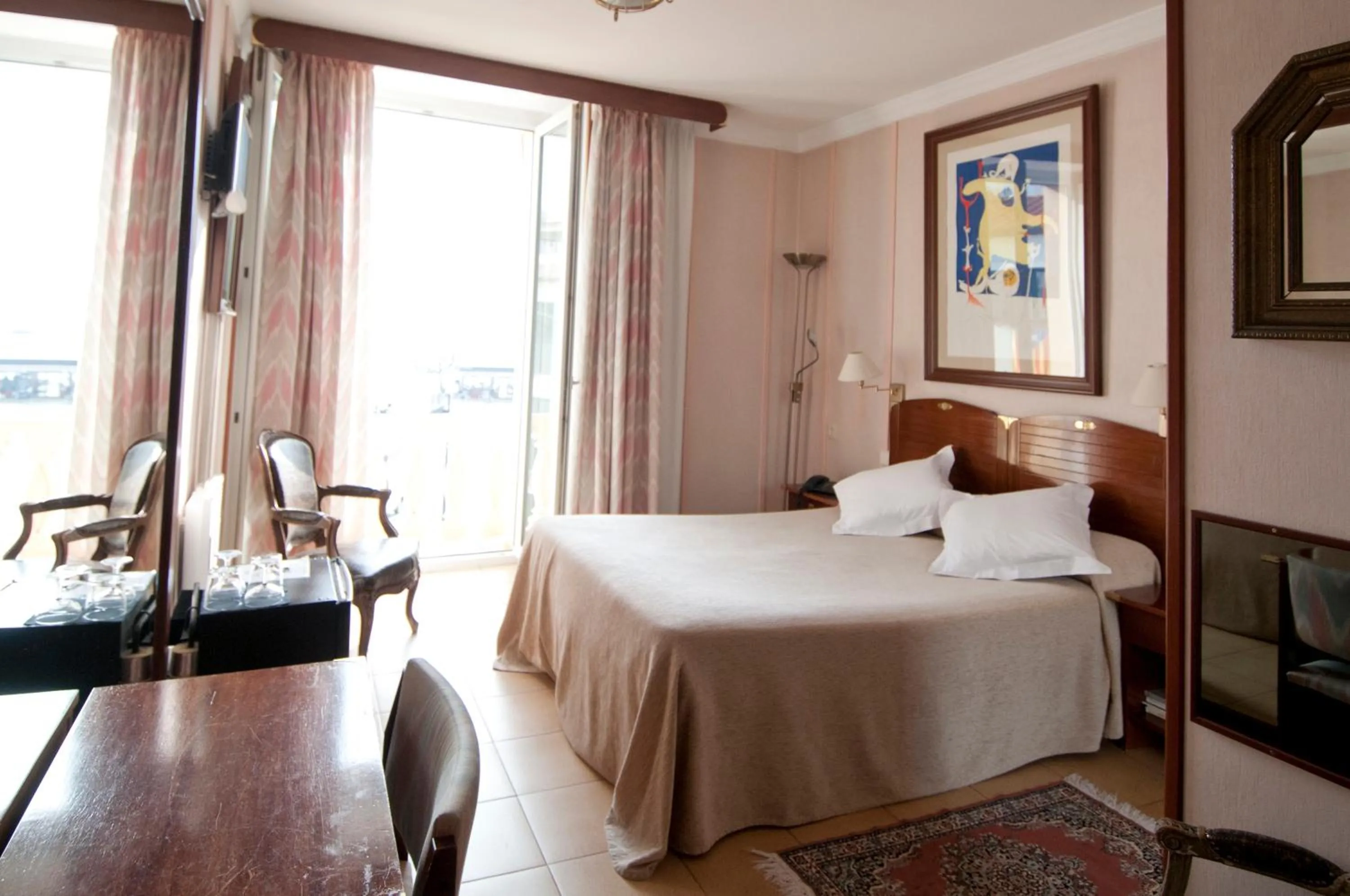 Bed in Hotel La Residencia
