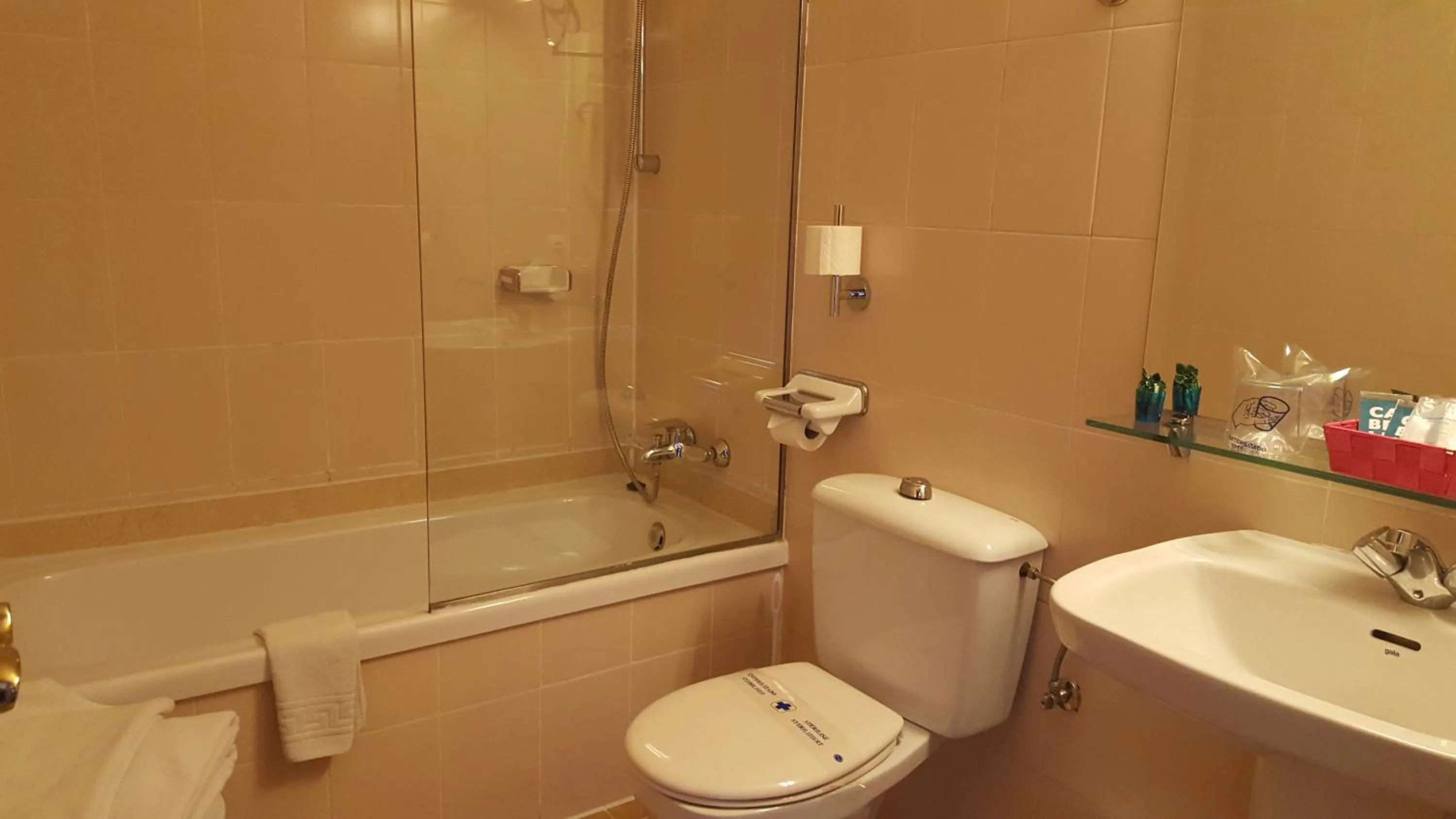 Shower in Hotel La Residencia