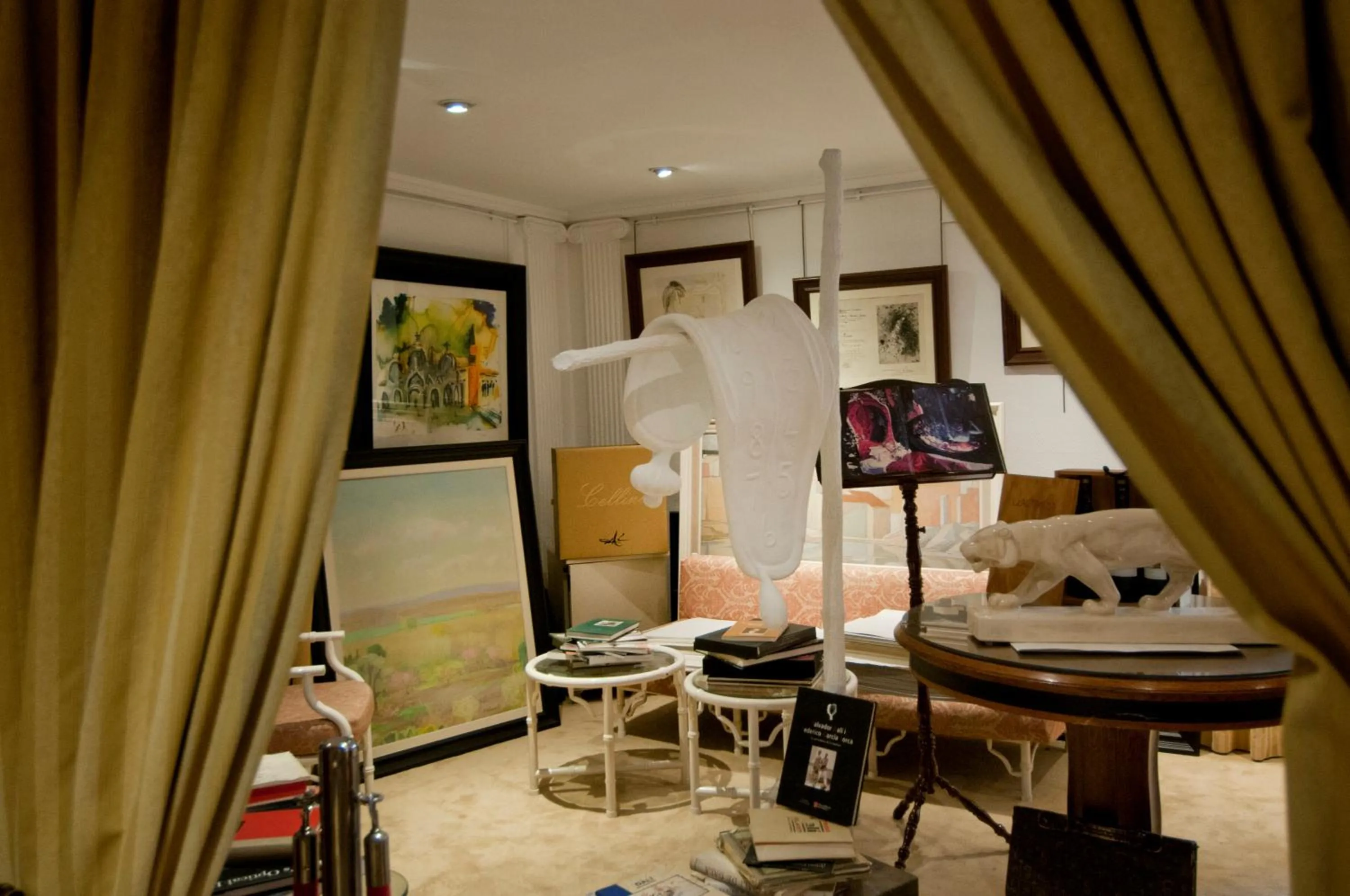 Decorative detail in Hotel La Residencia