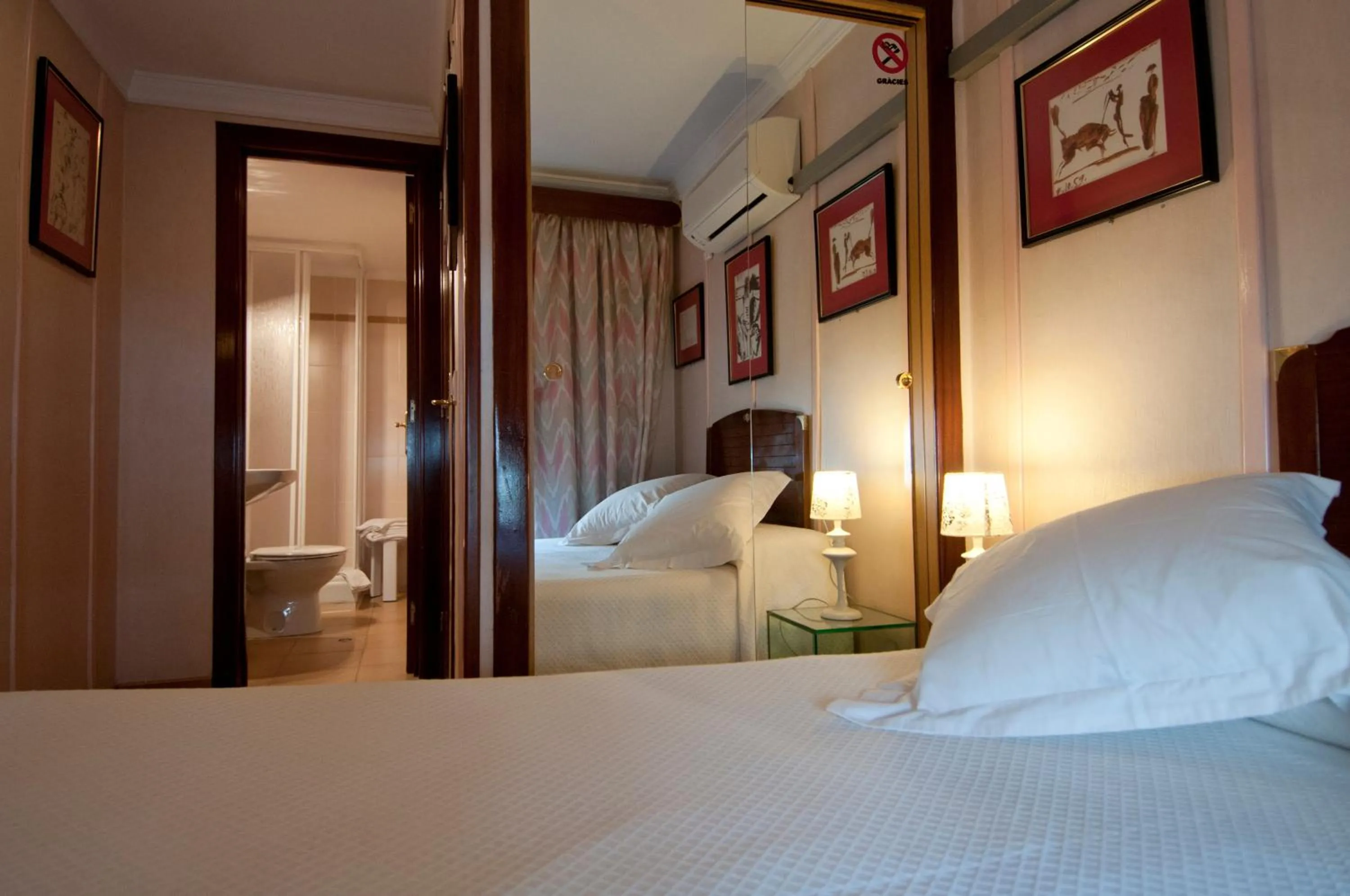 Bed in Hotel La Residencia