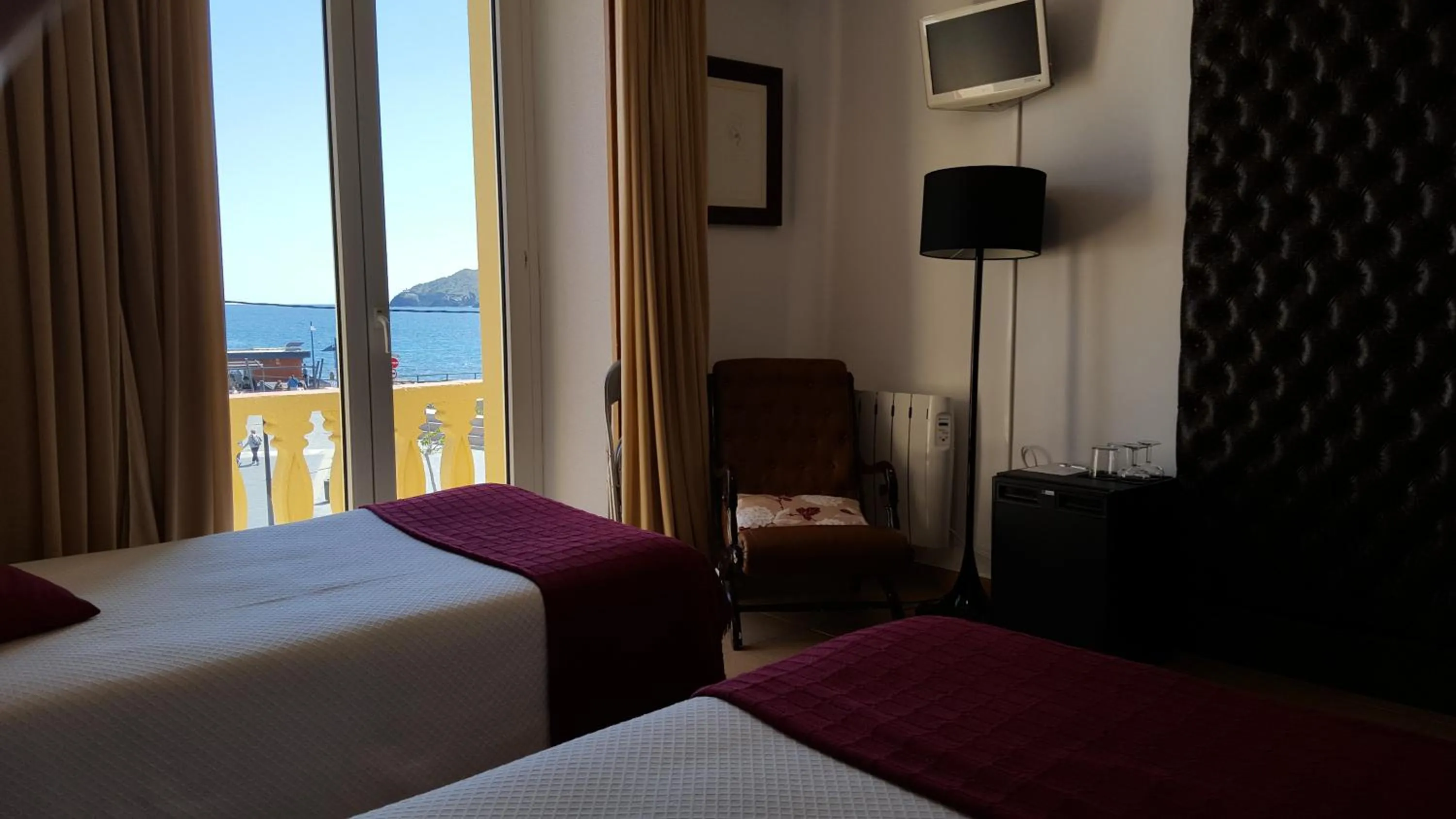 Bed in Hotel La Residencia