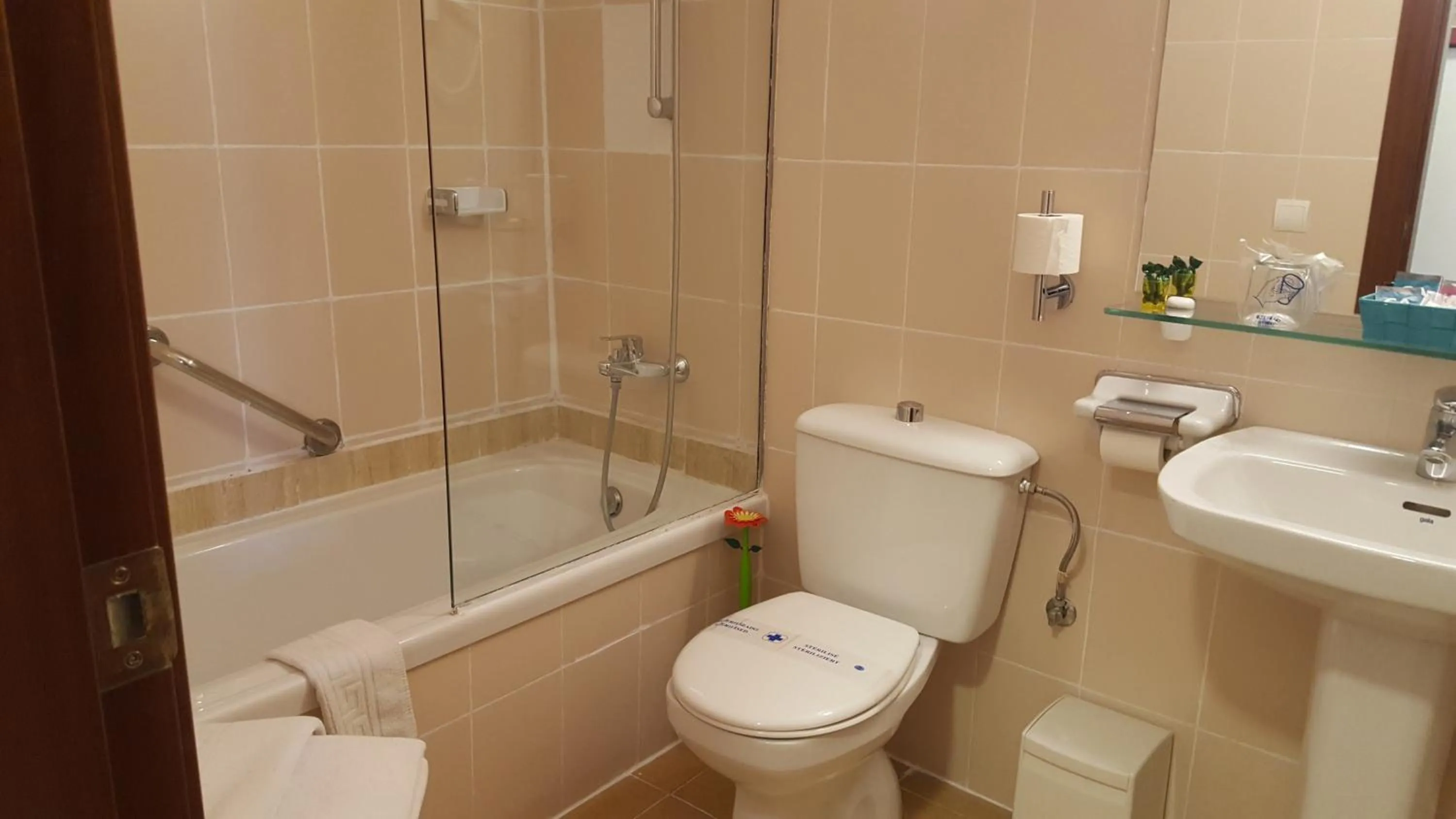 Shower in Hotel La Residencia