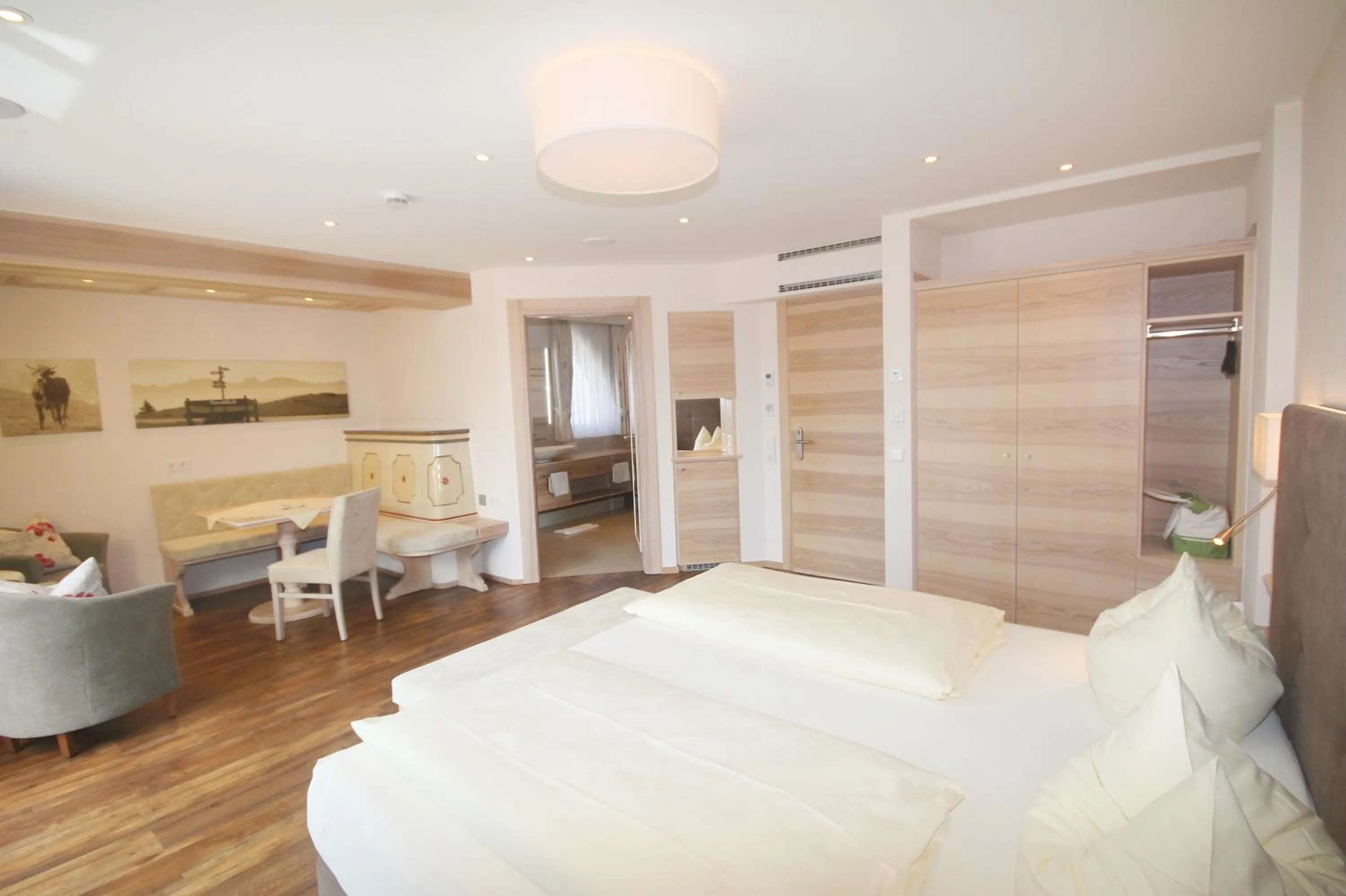 Photo of the whole room, Bed in Wohlfühlhotel Bercher