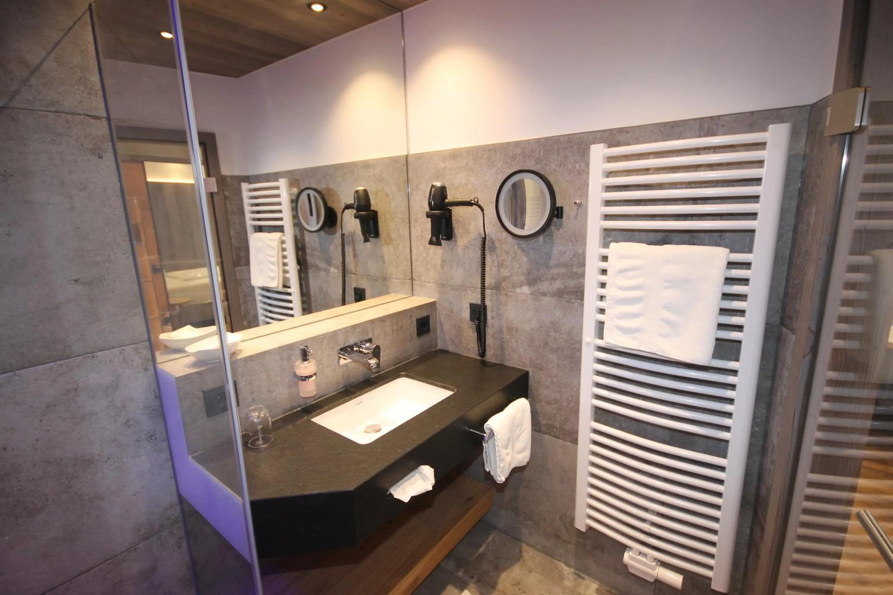 Bathroom in Wohlfühlhotel Bercher