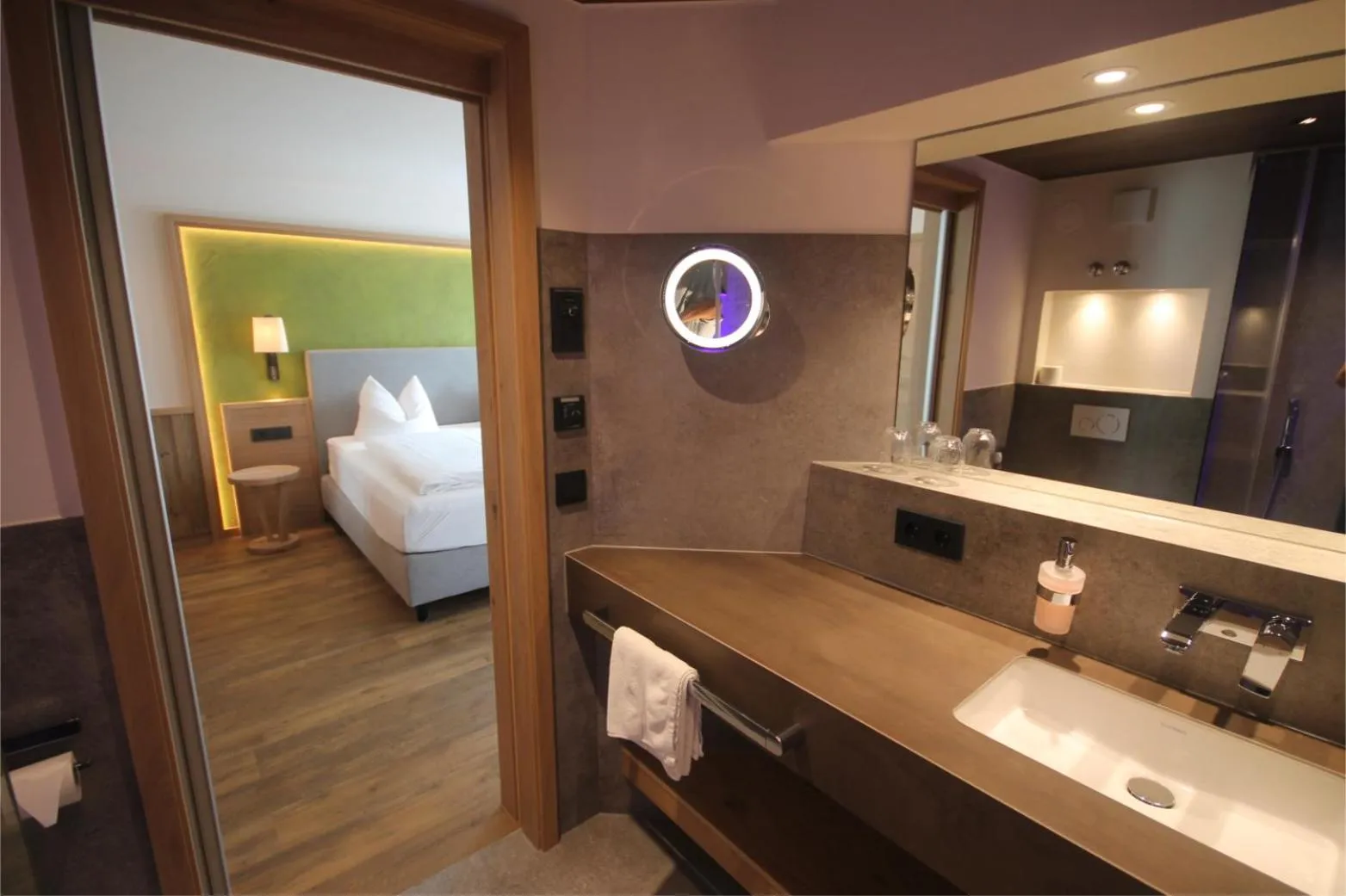 Bathroom, Bed in Wohlfühlhotel Bercher