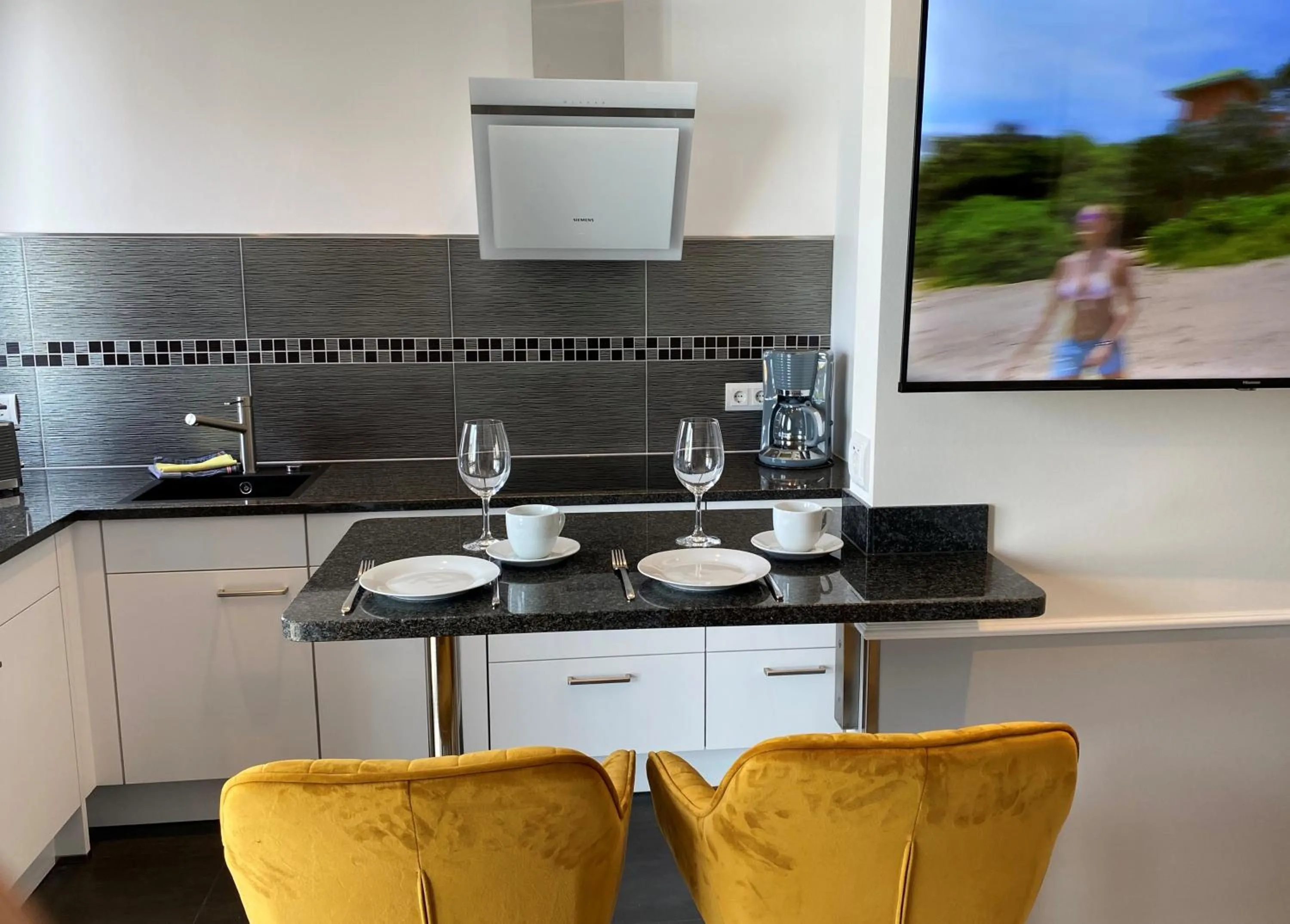 Kitchen or kitchenette in Hotel zum Hafen