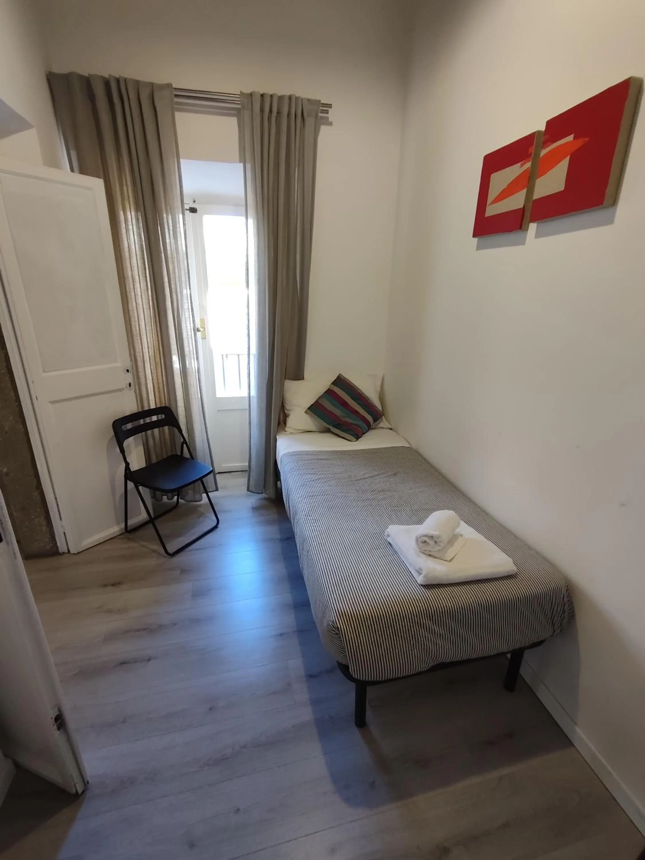 Bed in Giubbonari Street