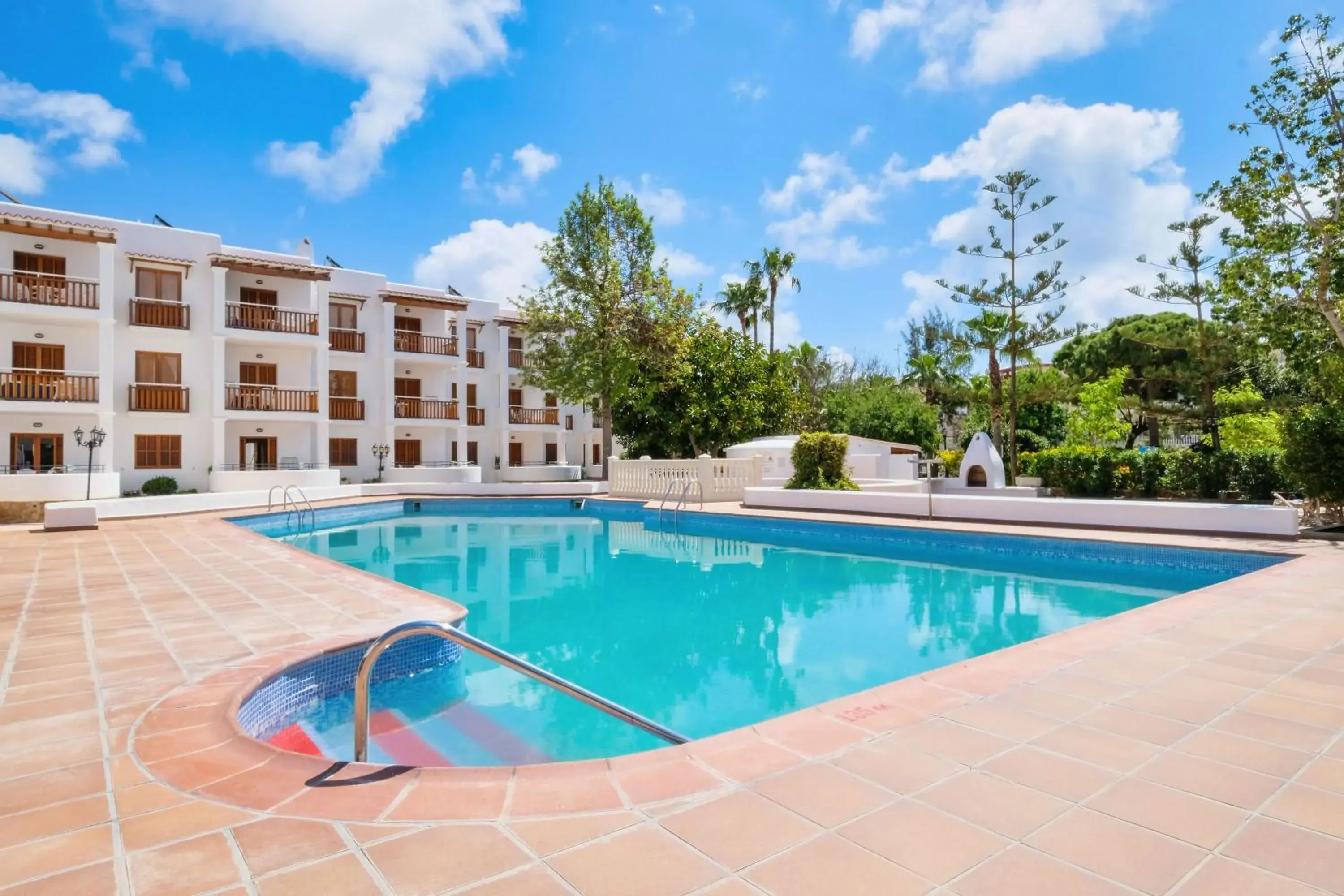 azuLine Apartamentos Can Sanso azuLine Apartamentos Can Sanso