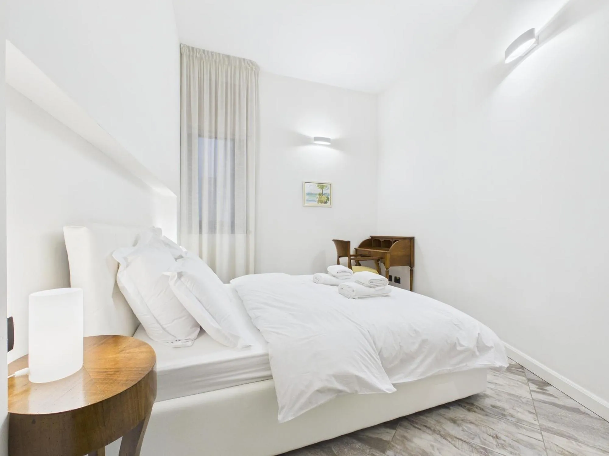 Bed in Apart No 6