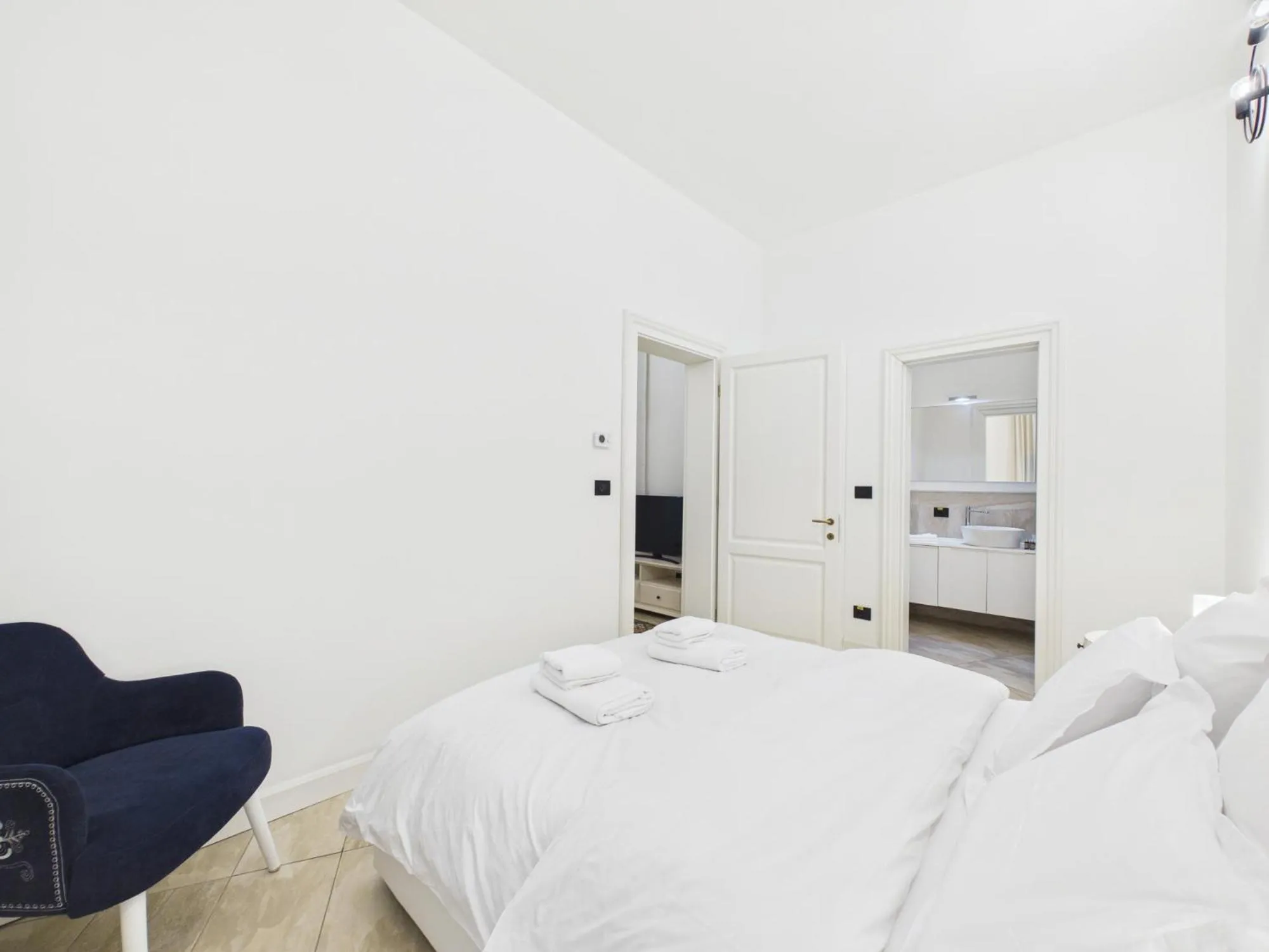 Bed in Apart No 6