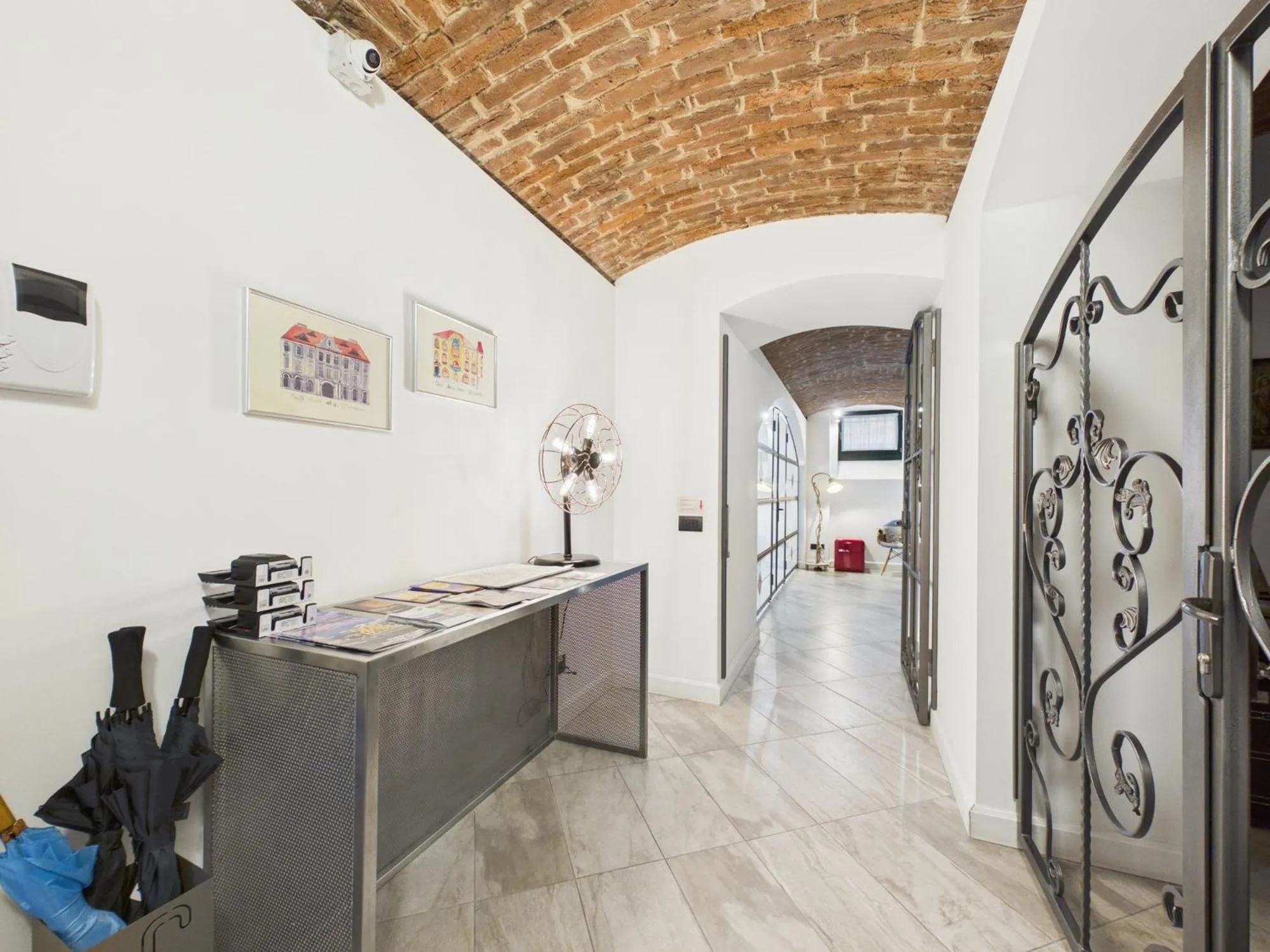 Property building in Apart No 6