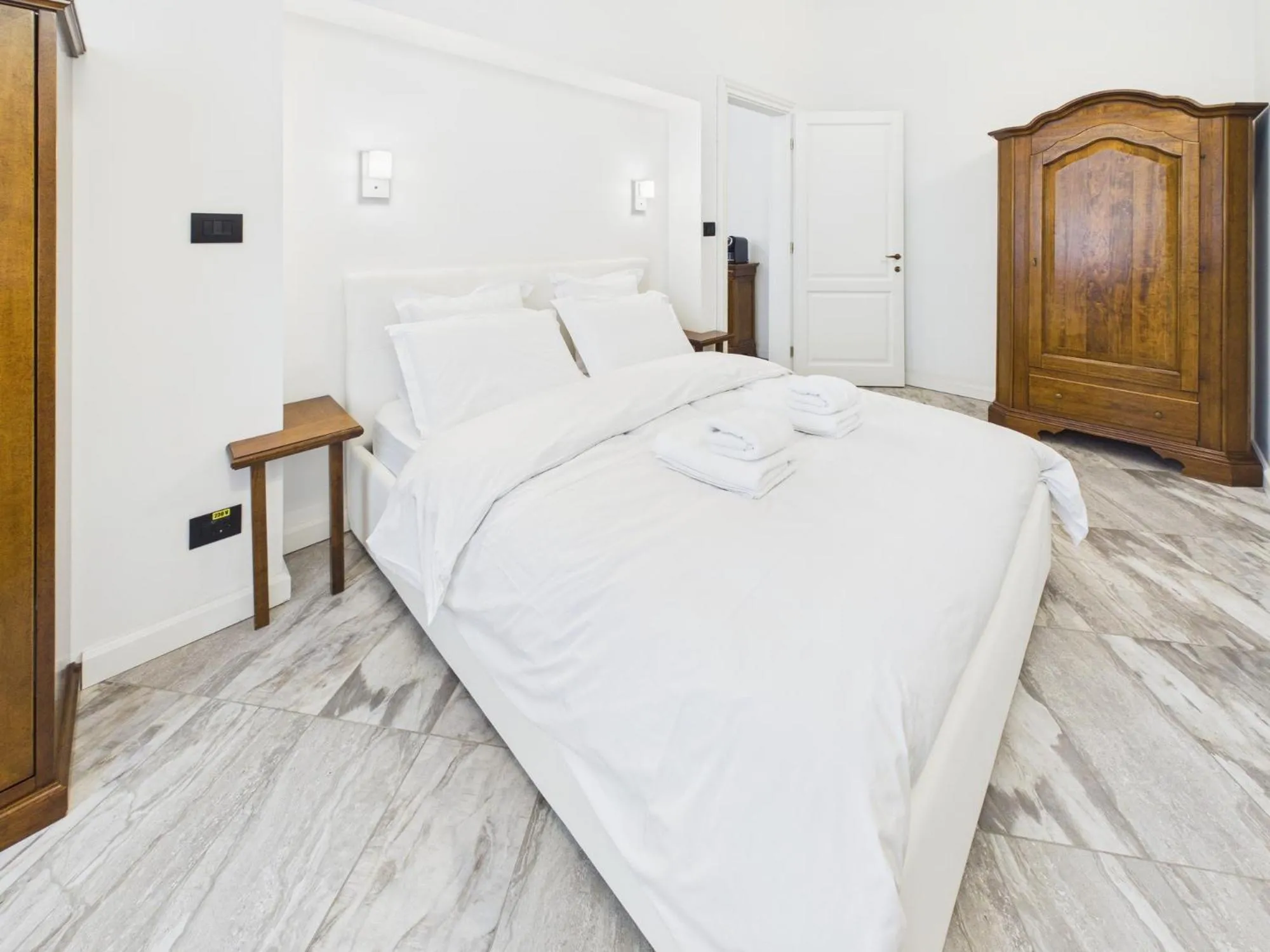 Bed in Apart No 6