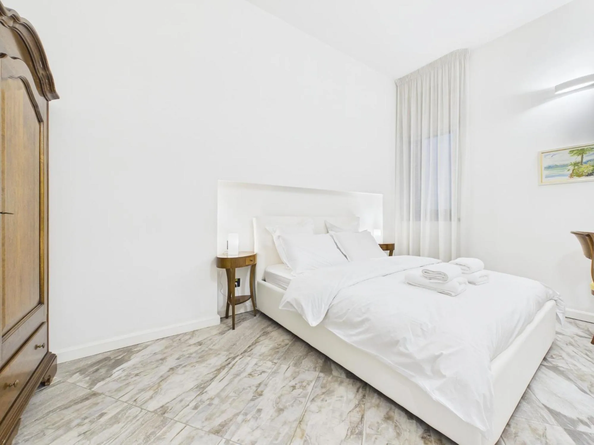 Bed in Apart No 6