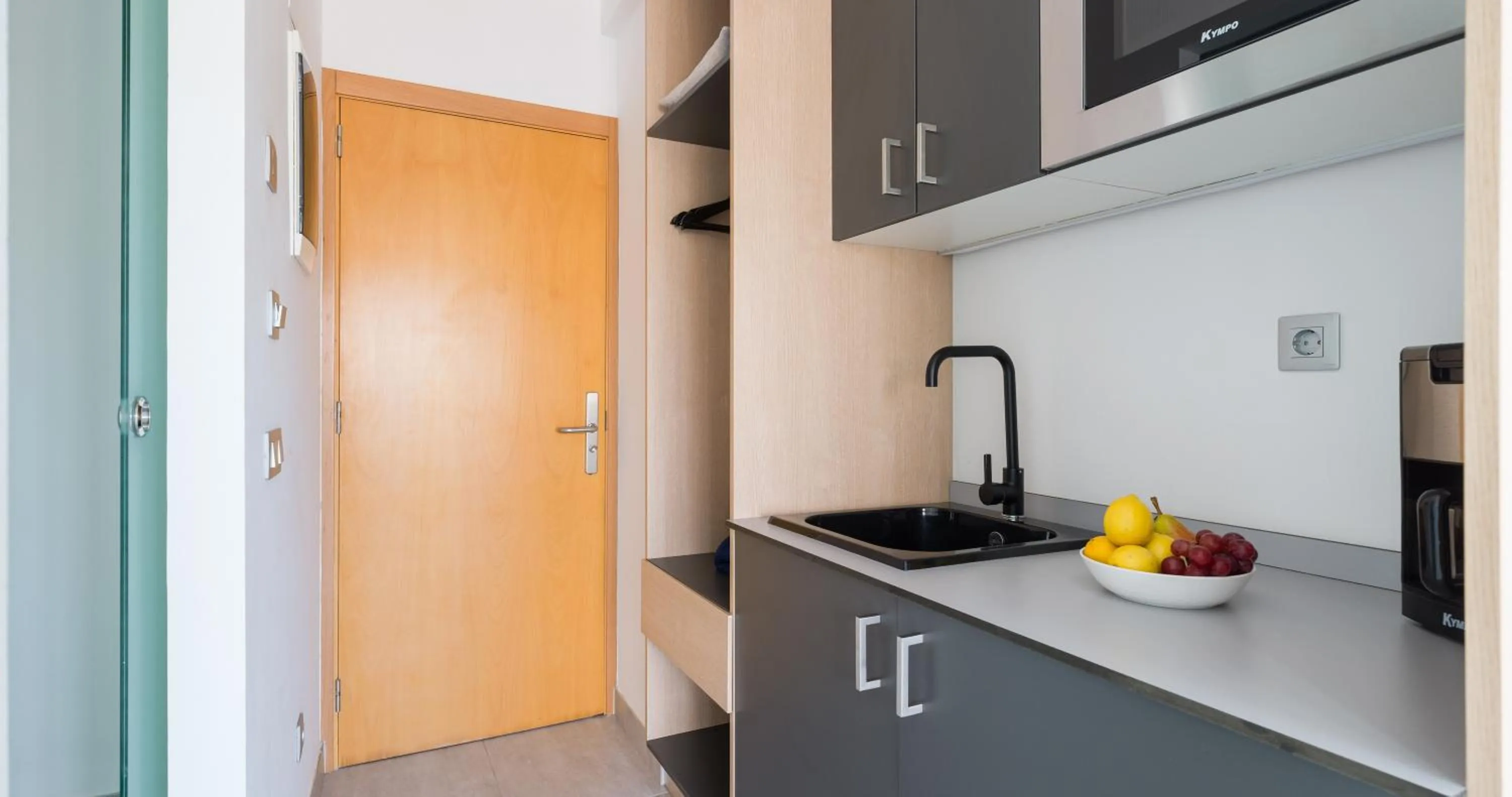 Kitchen or kitchenette in Tusity One