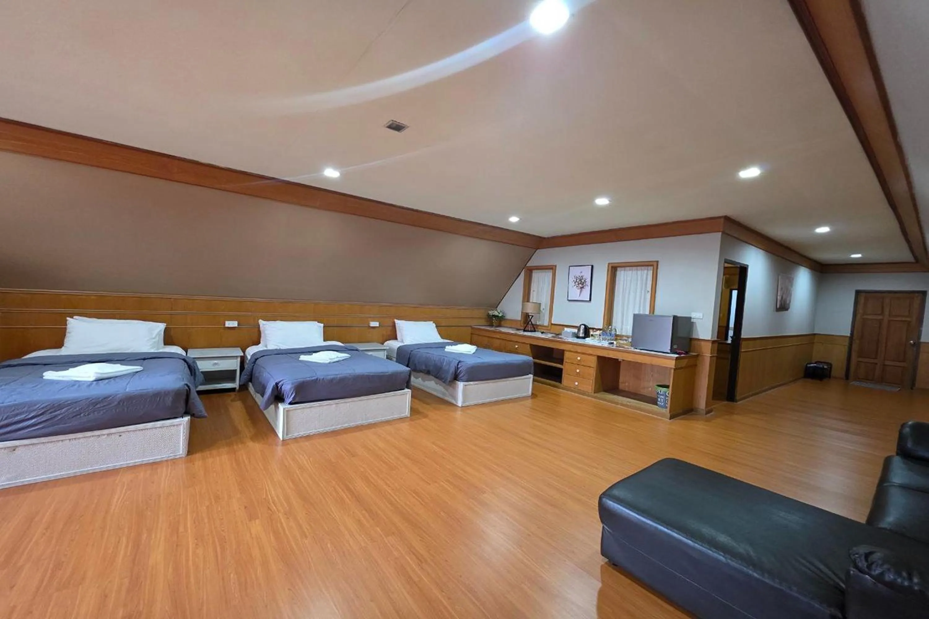 Bed in River Breeze Chiangsaen