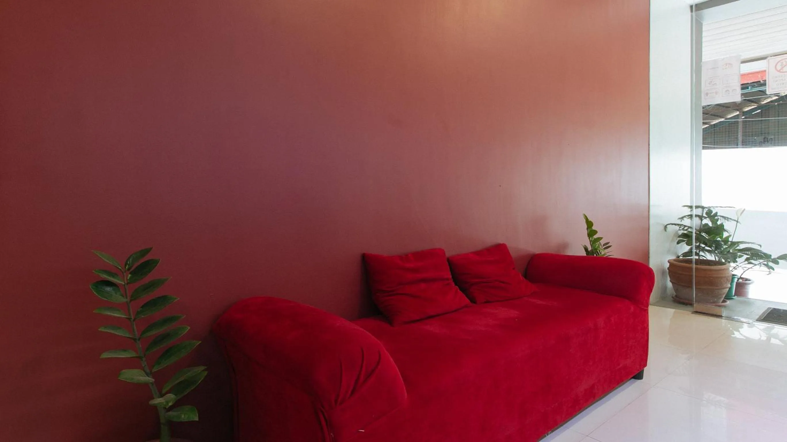 Lobby or reception in RedDoorz near Fernwoods Garden Quezon City