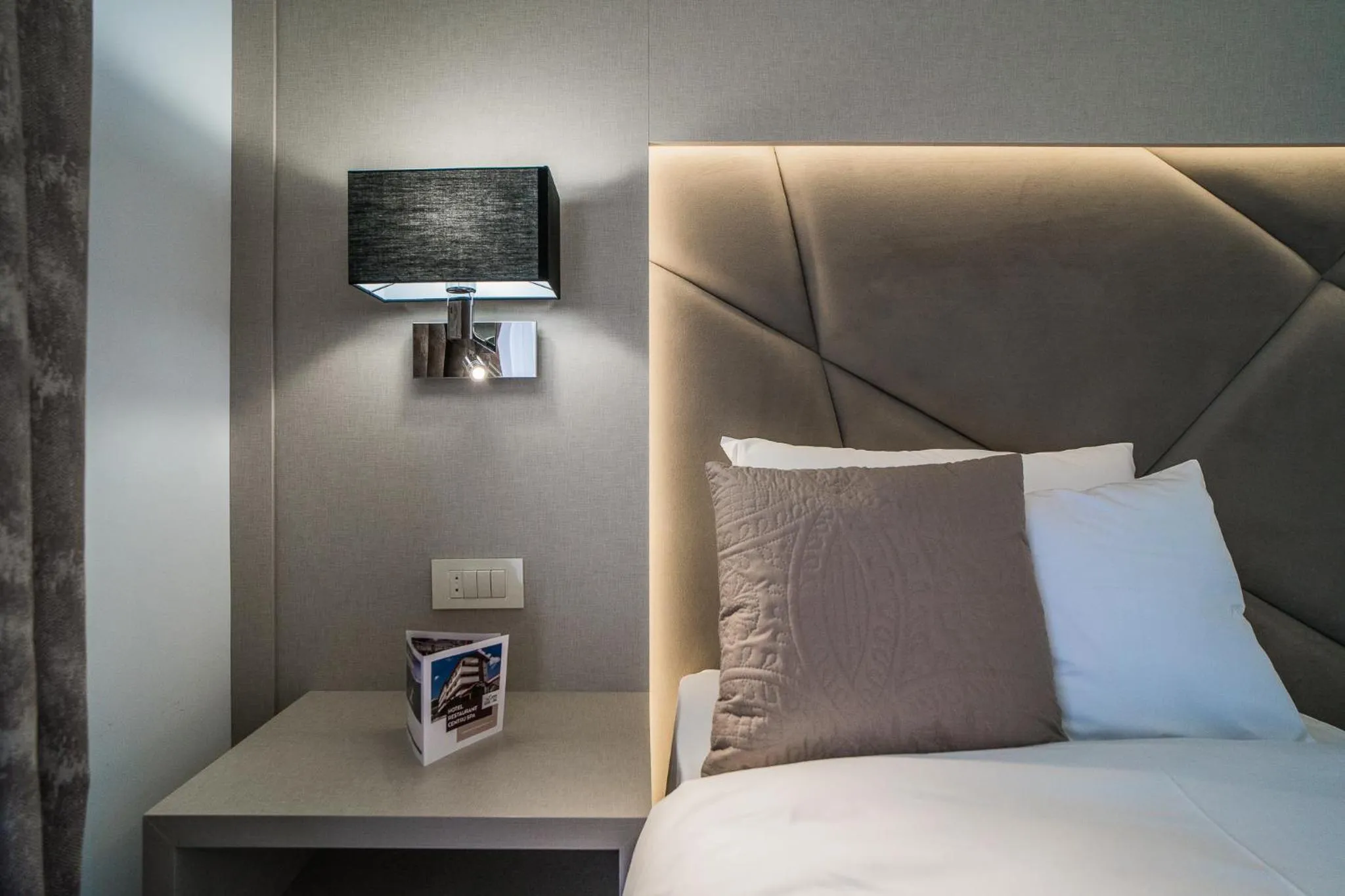 Bed in Hotel Eden Garden Spa