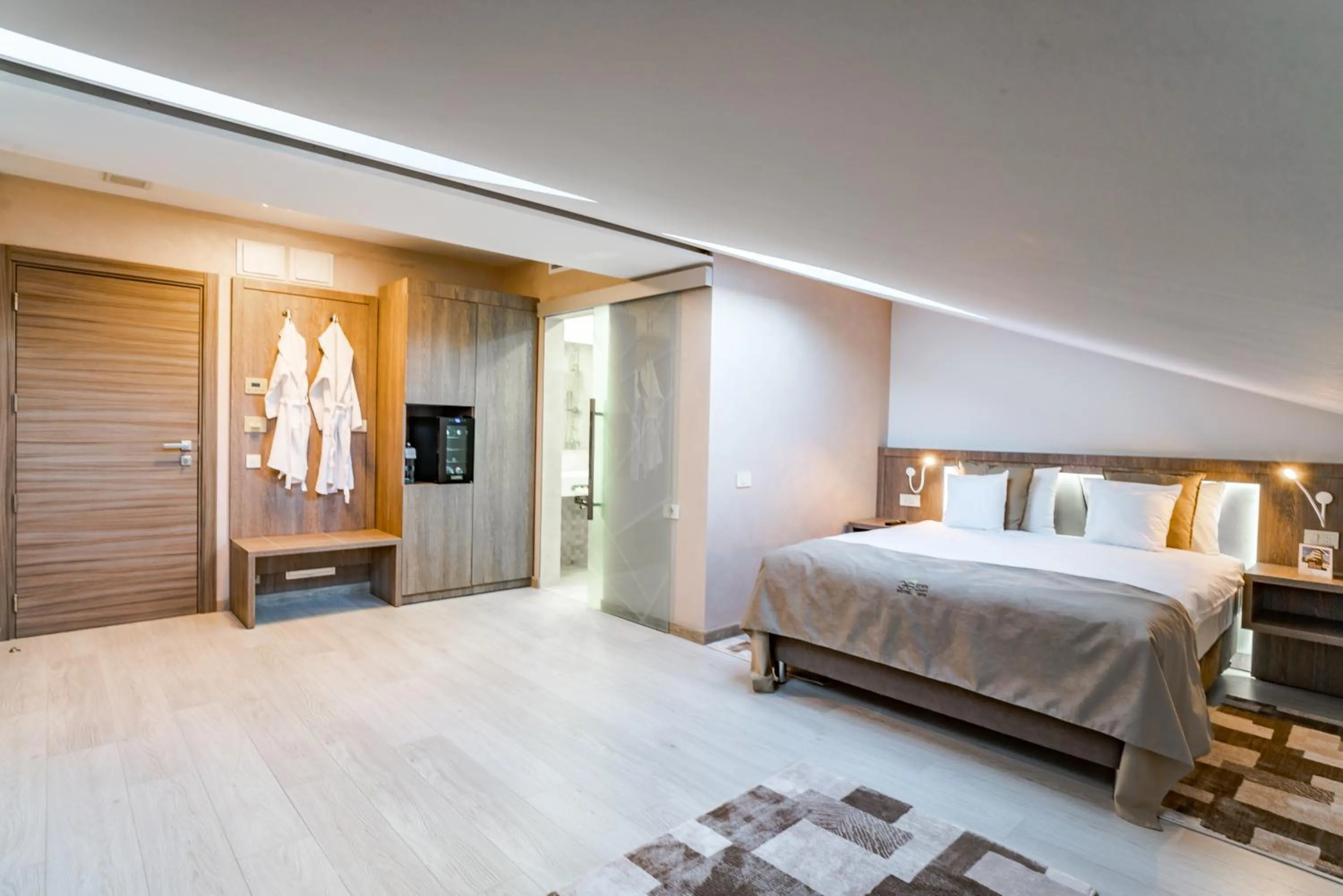 Bed in Hotel Eden Garden Spa