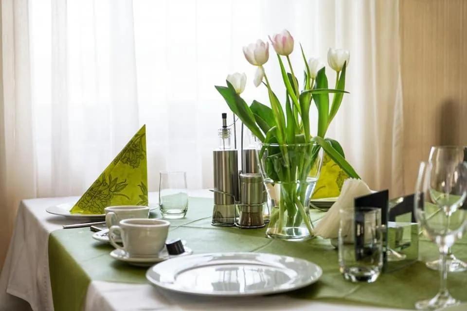 Hotel Eden Garden Spa