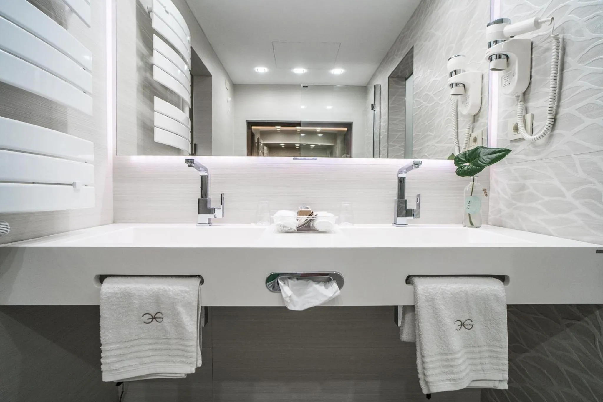 Hotel Eden Garden Spa