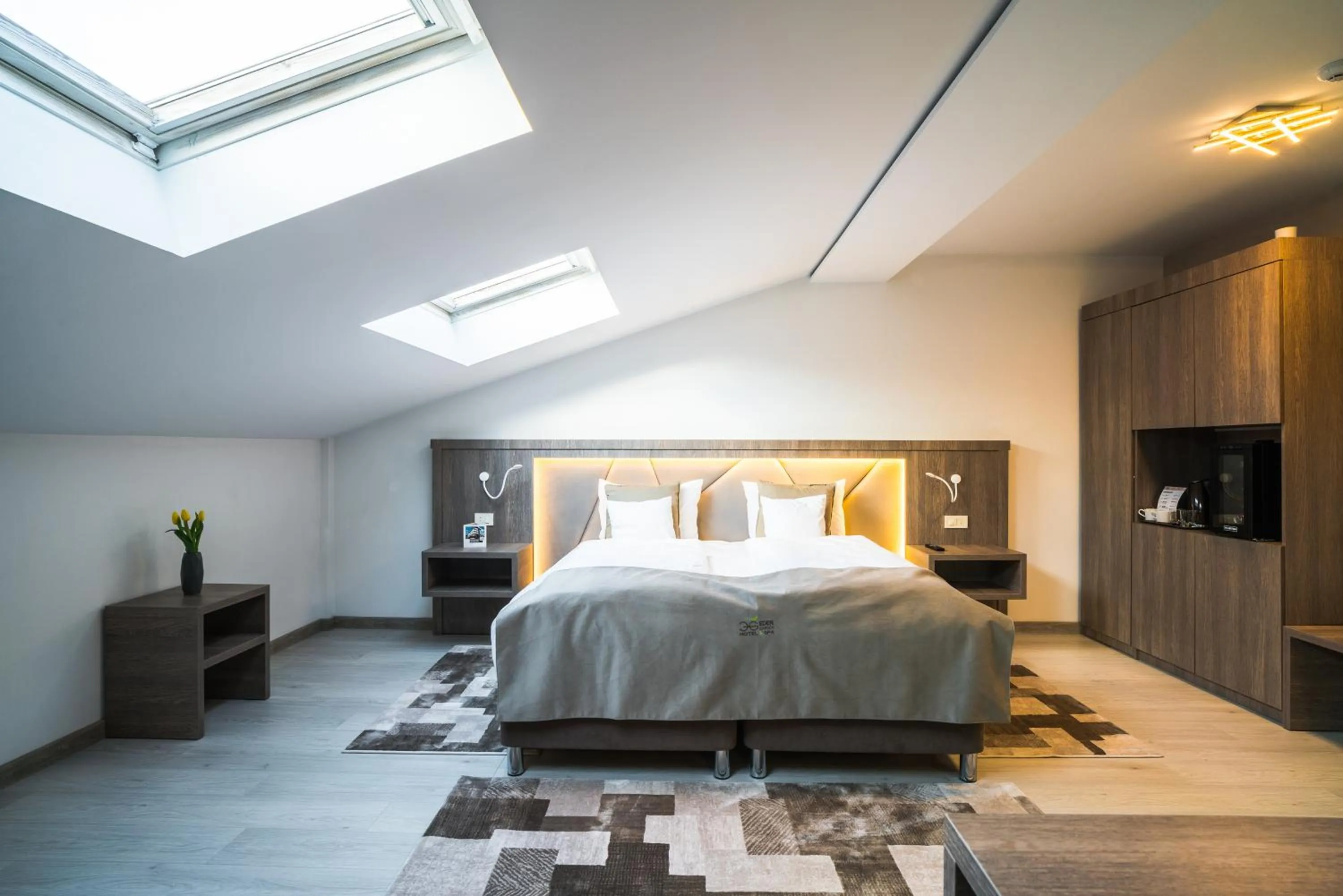 Bed in Hotel Eden Garden Spa