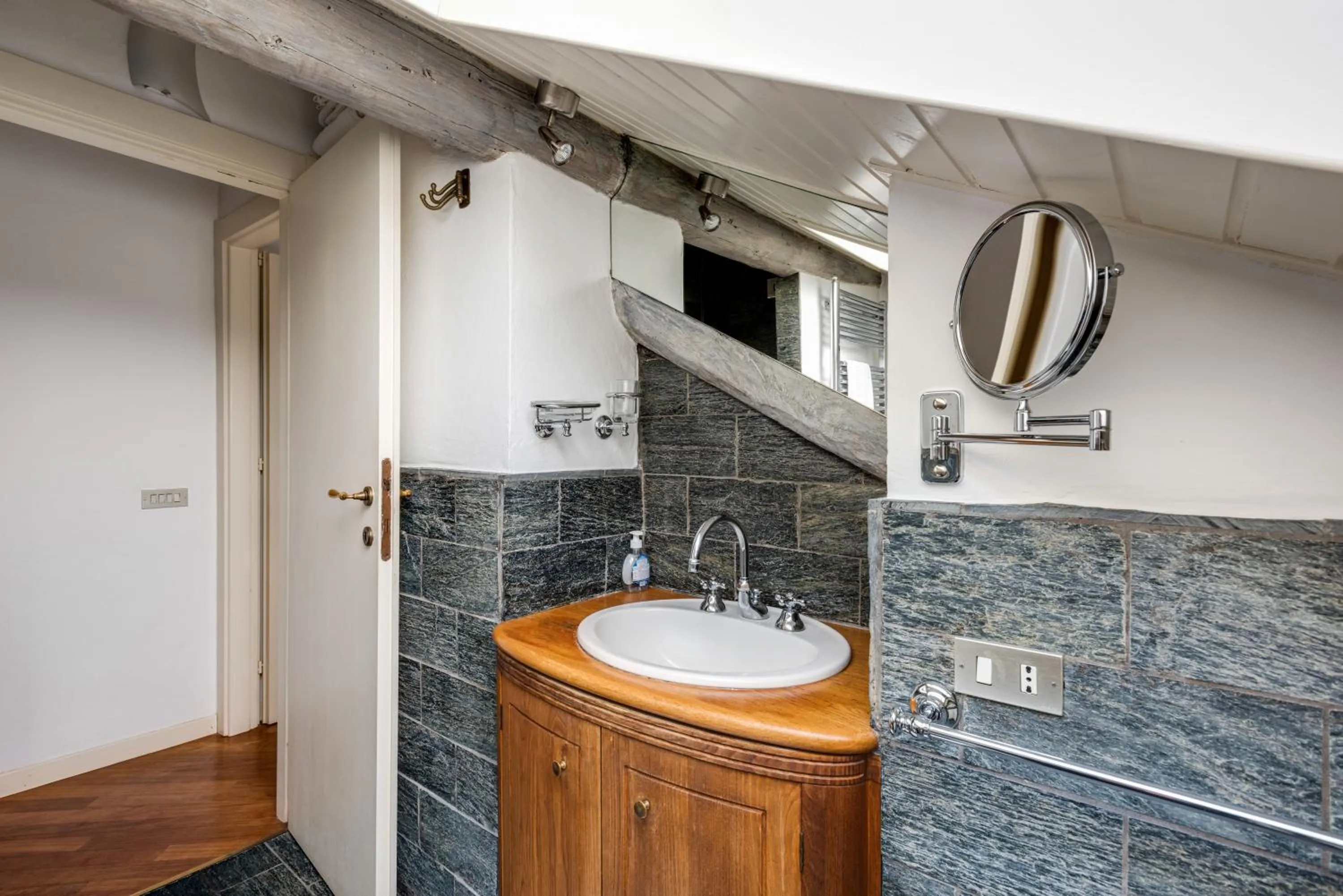 Easylife - Milano - Naviglio 46 P4 - Porta Genova