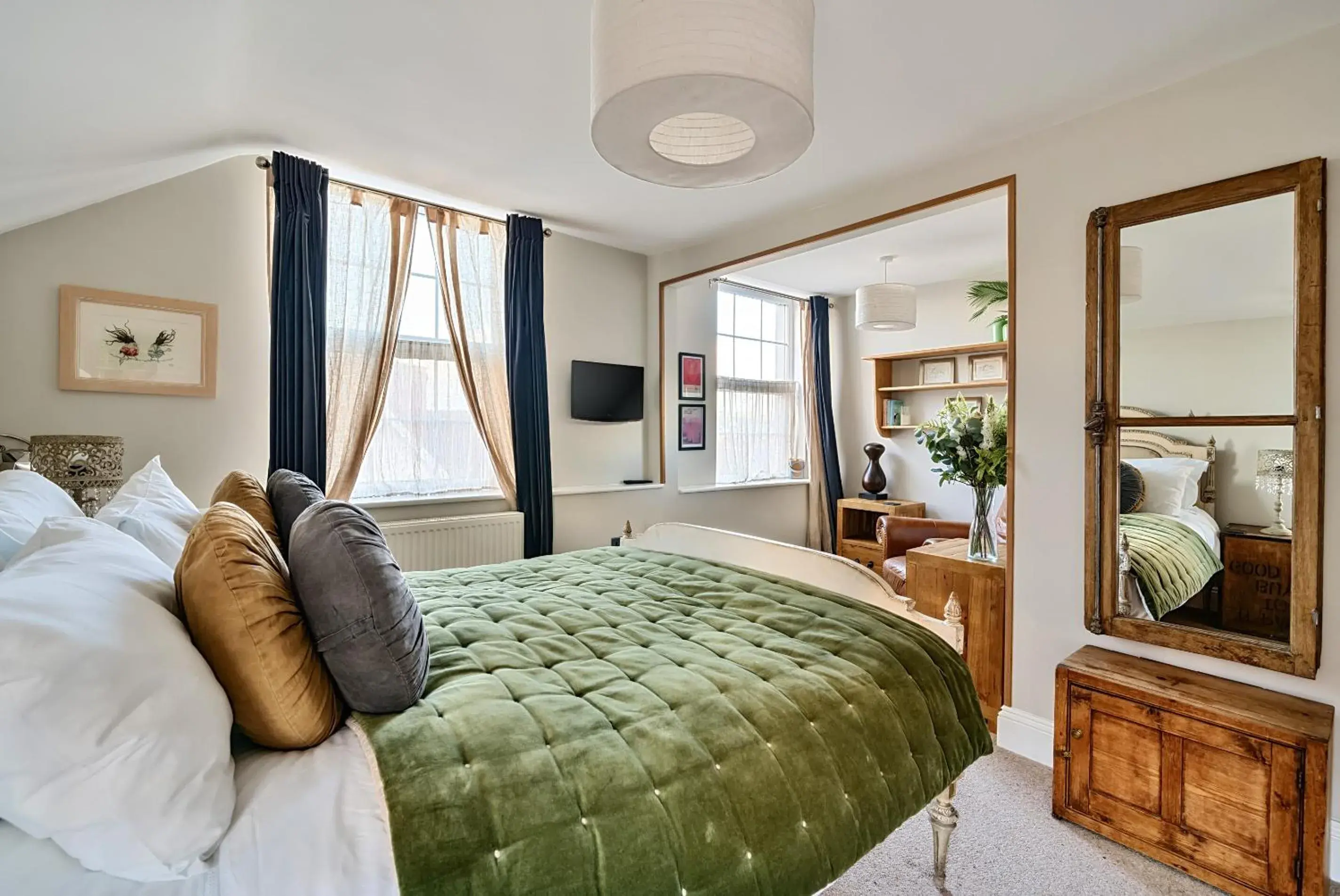 Deluxe King Room in No 22 B&B Deluxe King Room in No 22 B&B