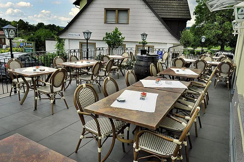 Restaurant/places to eat in Hotel Tannenhof
