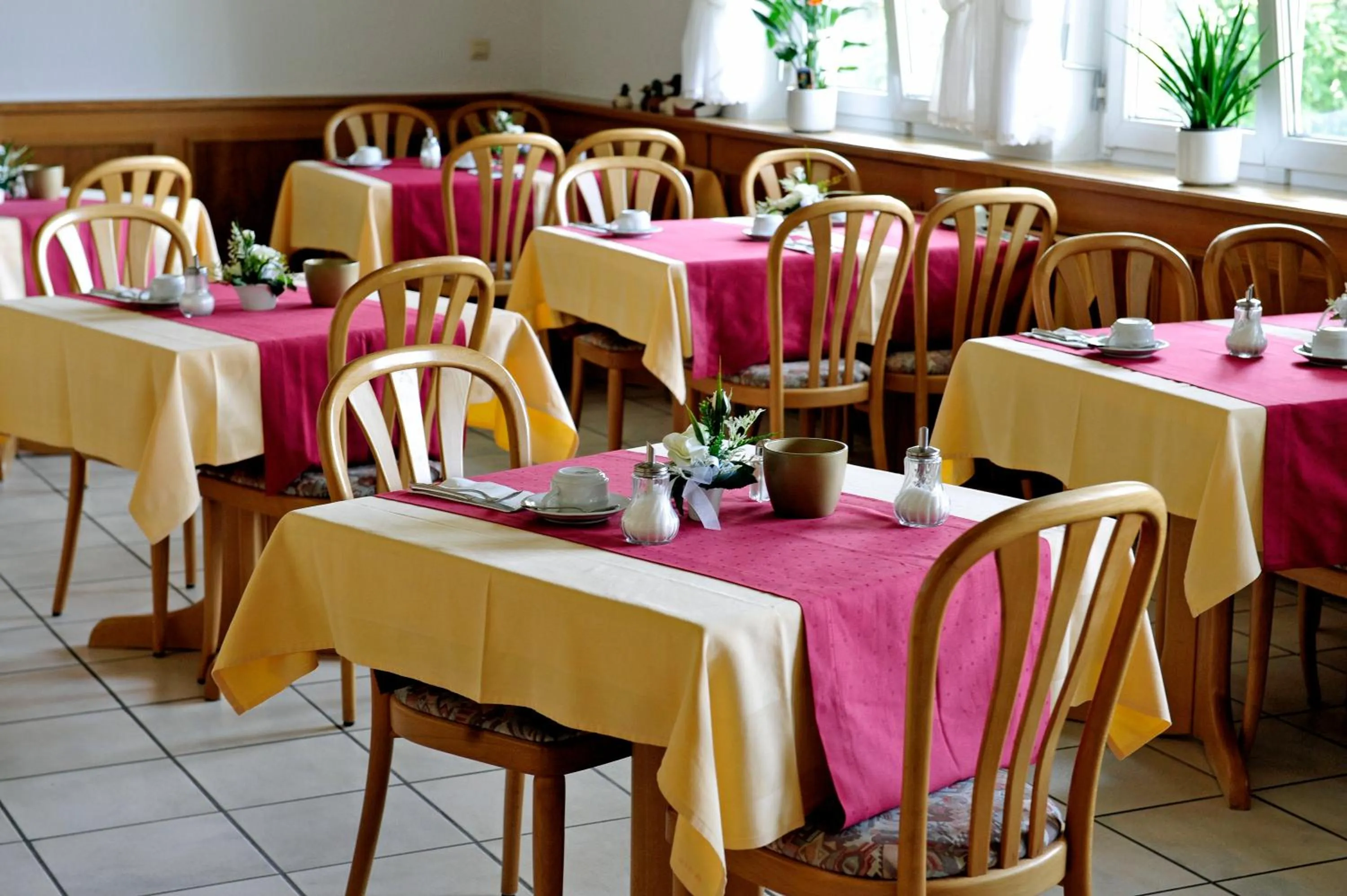 Restaurant/places to eat in Hotel Tannenhof
