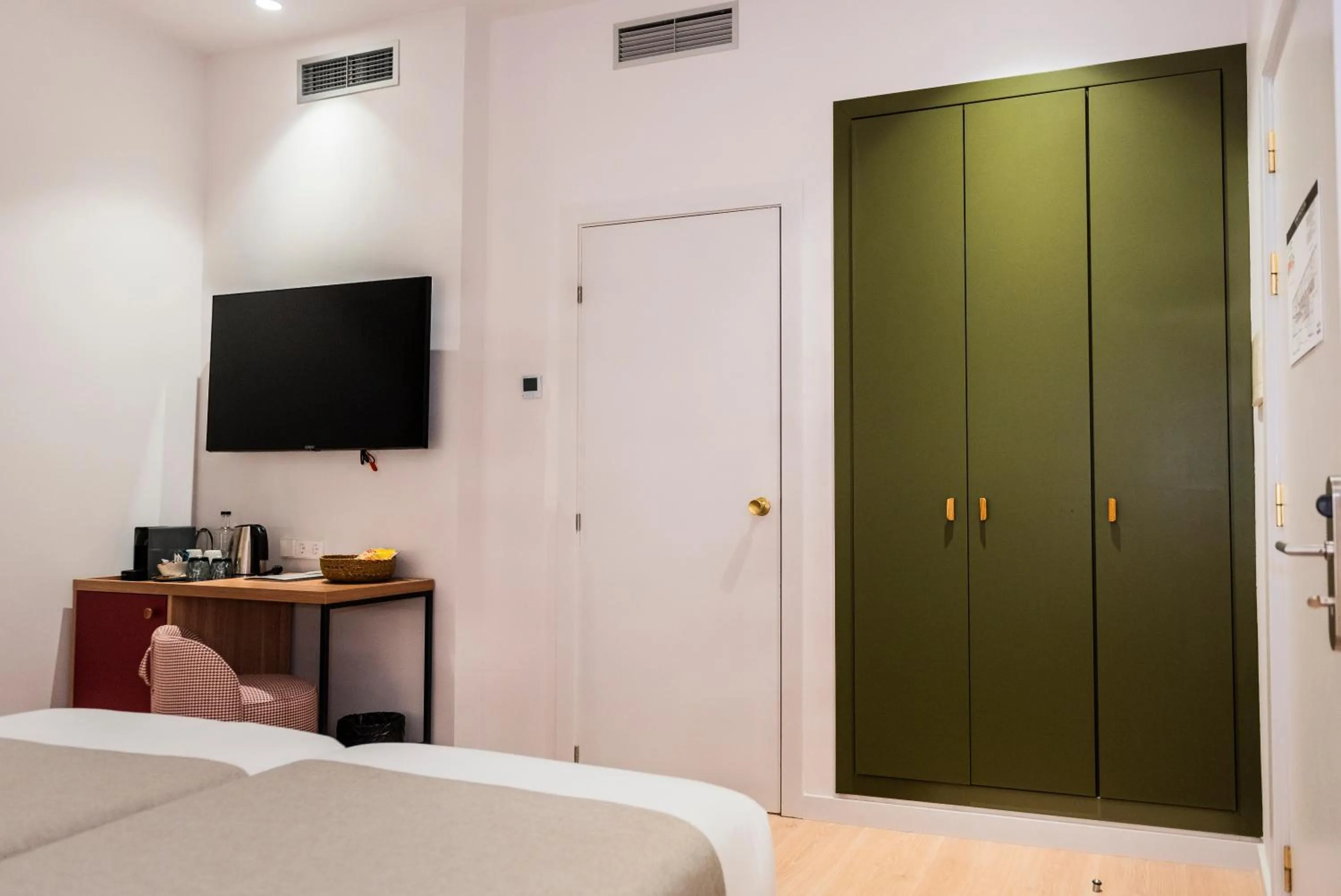 Bed in Hotel California