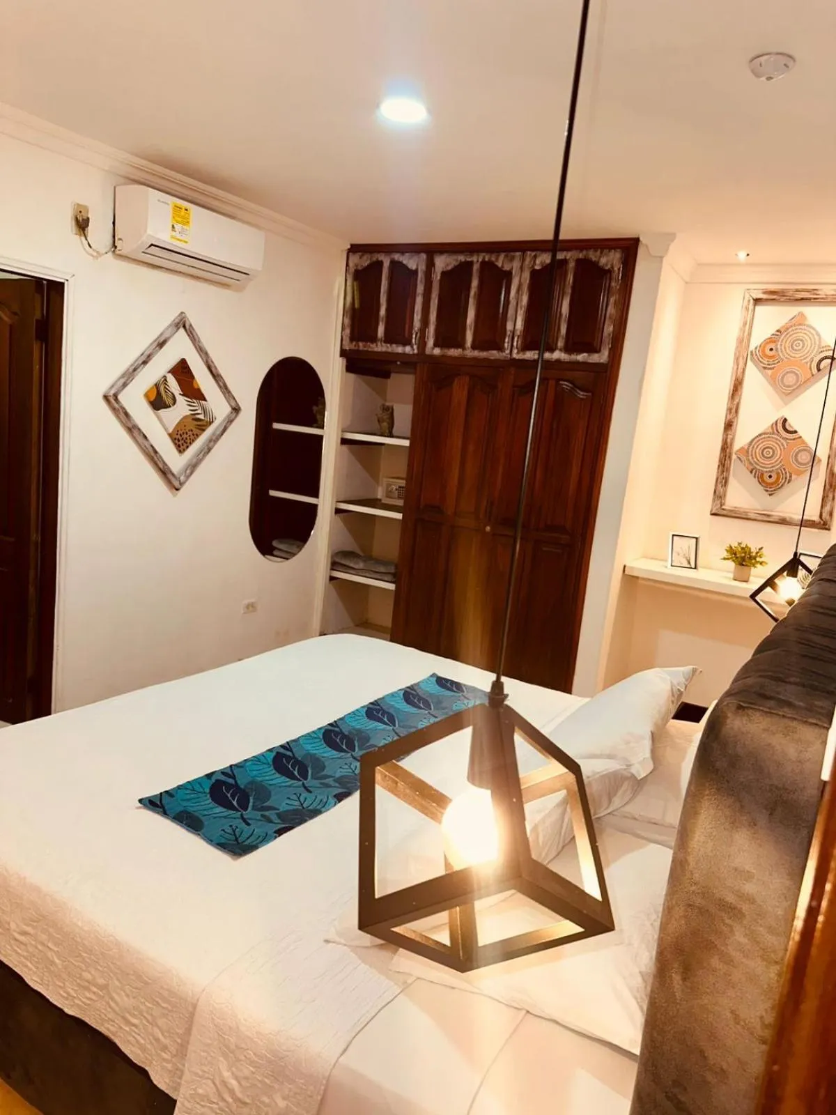 Photo of the whole room, Bed in Hotel Marie Real Cartagena