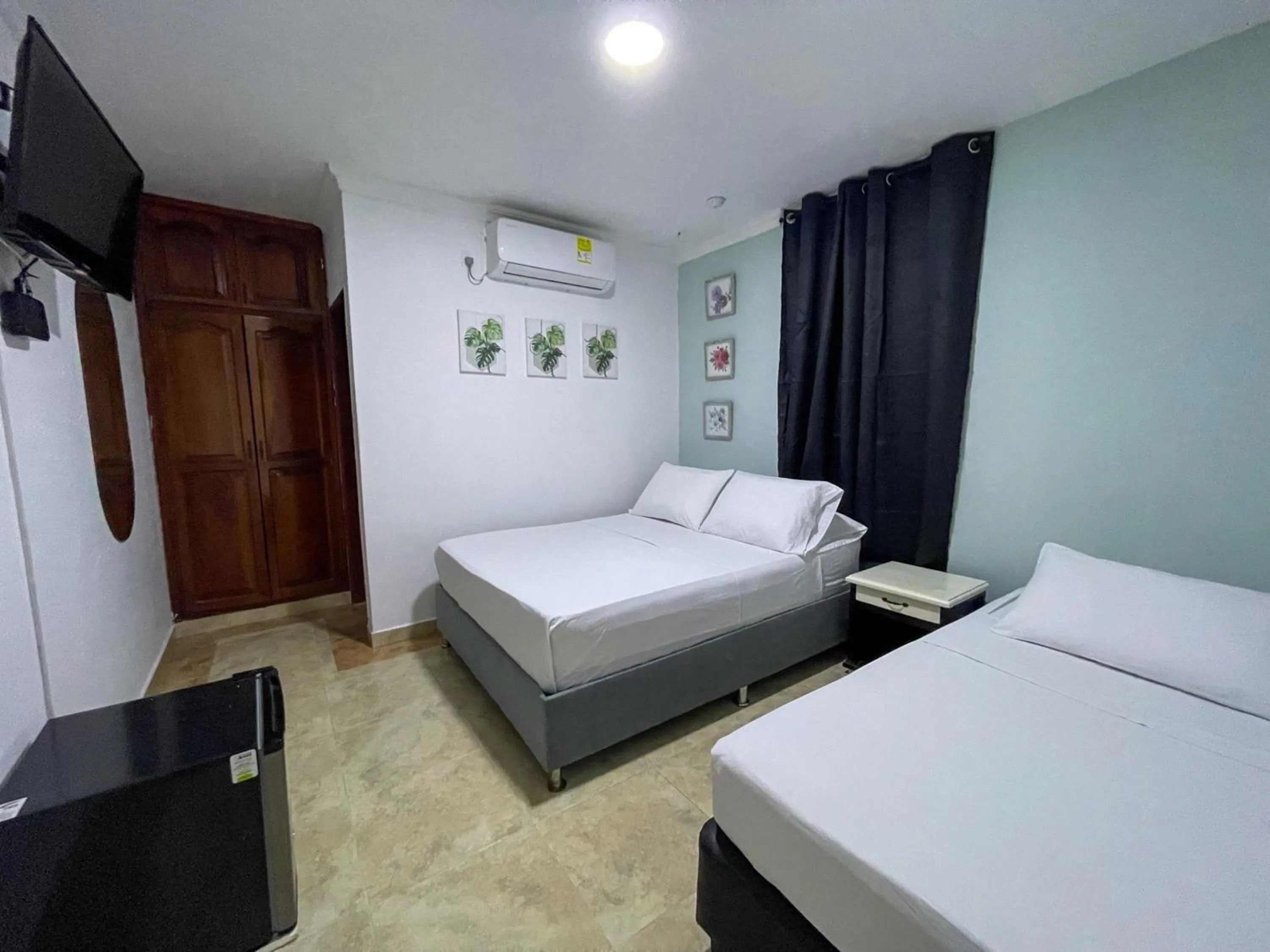 Photo of the whole room, Bed in Hotel Marie Real Cartagena