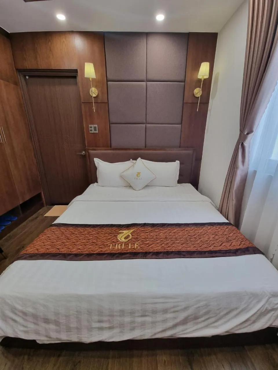 Bed in Hotel Trí Lê