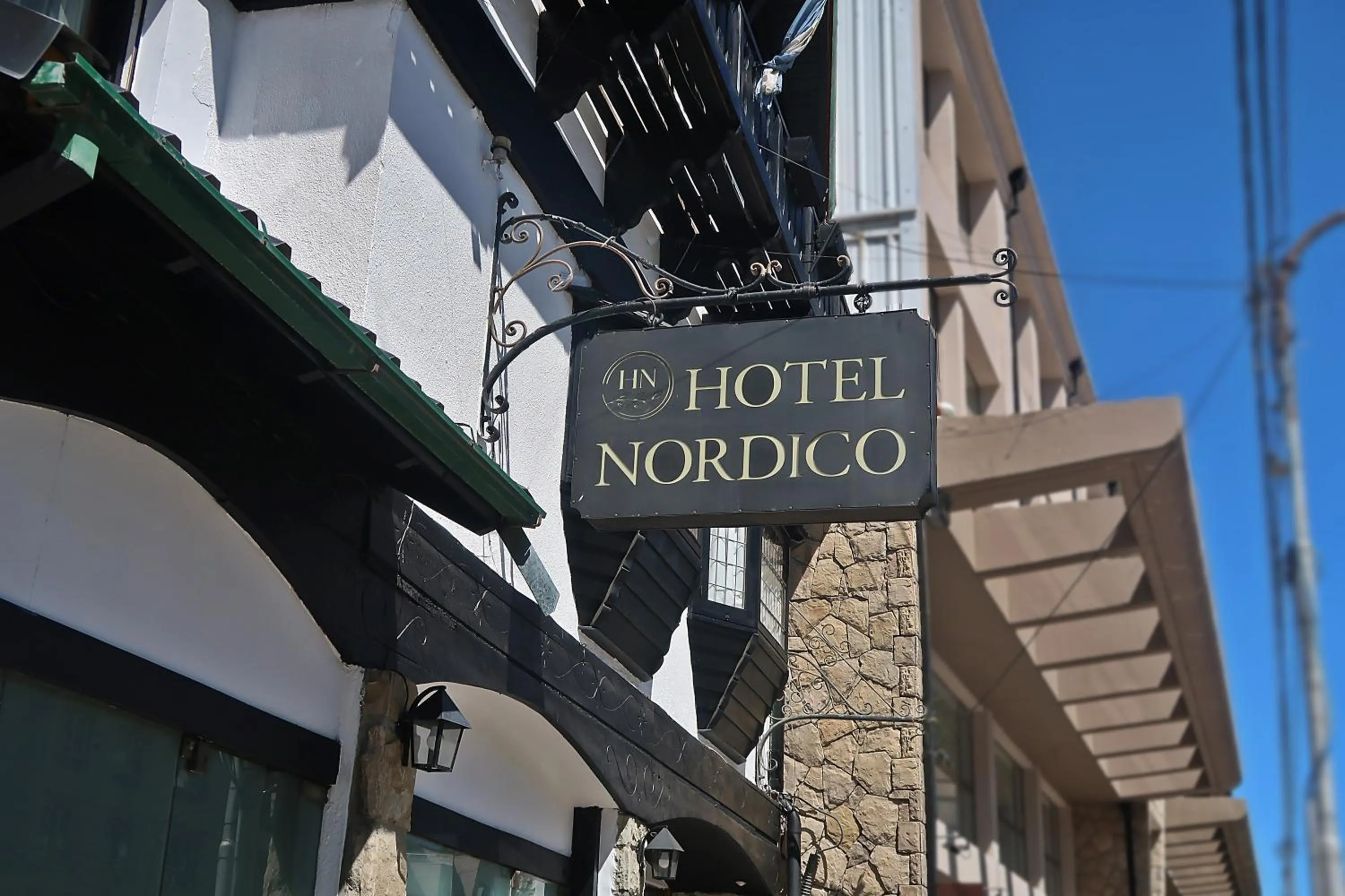 Facade/entrance in Hotel Nórdico by Nordic