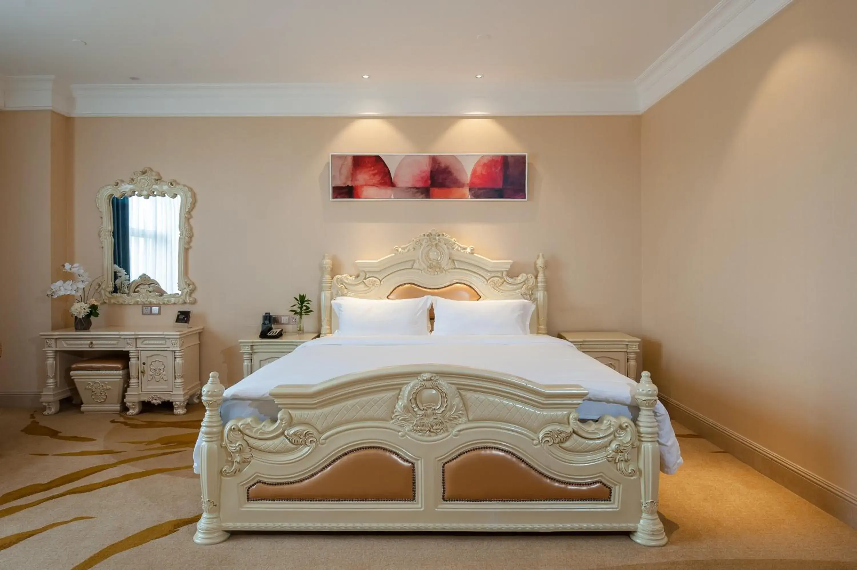 Business King Room in Nan Yang Royal Hotel Business King Room in Nan Yang Royal Hotel