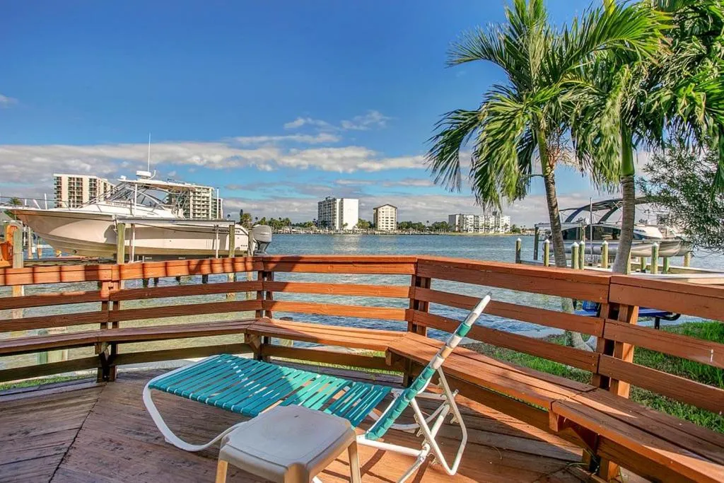 Five Palms Vacation Rentals- Daily - Weekly - Monthly