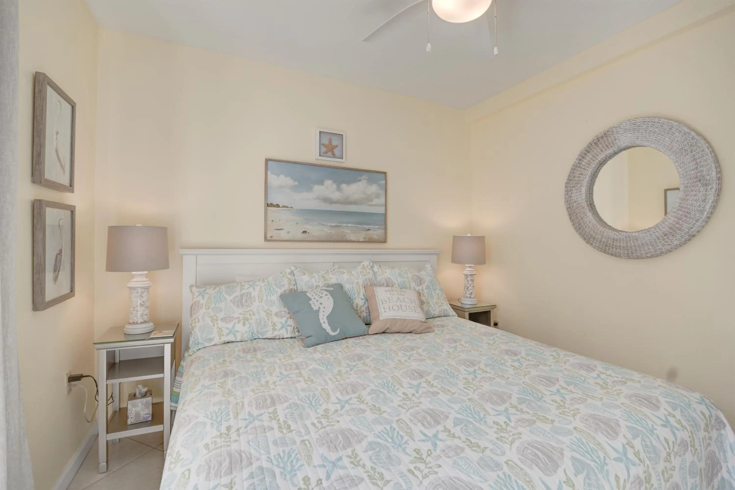 Bed in Five Palms Vacation Rentals- Daily - Weekly - Monthly