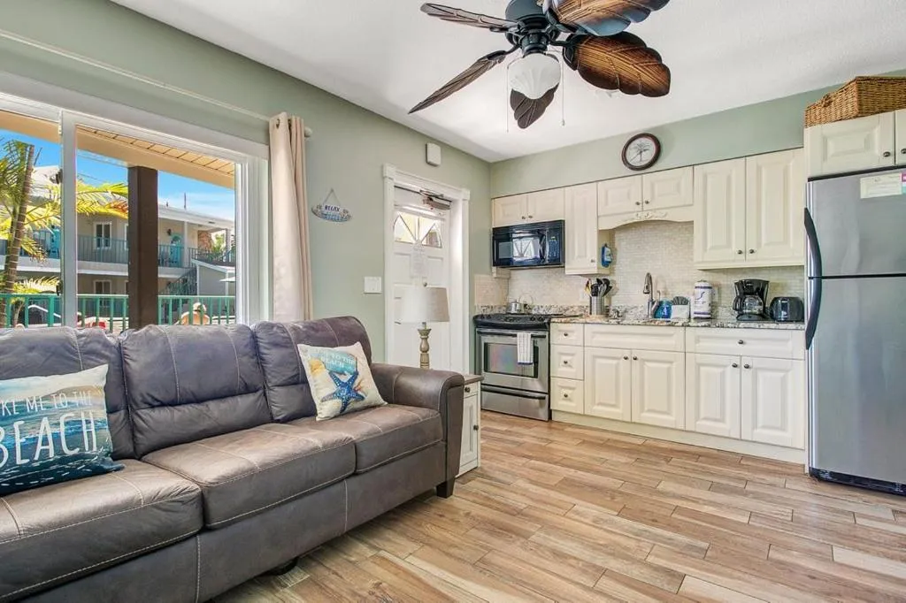 Five Palms Vacation Rentals- Daily - Weekly - Monthly