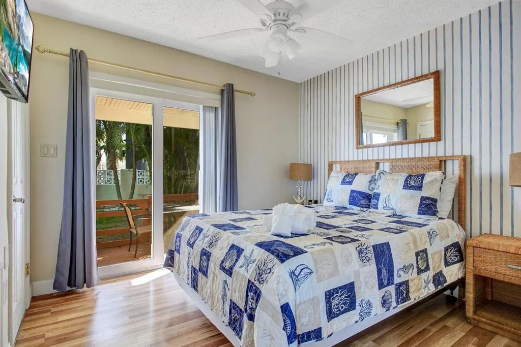 Bed in Five Palms Vacation Rentals- Daily - Weekly - Monthly